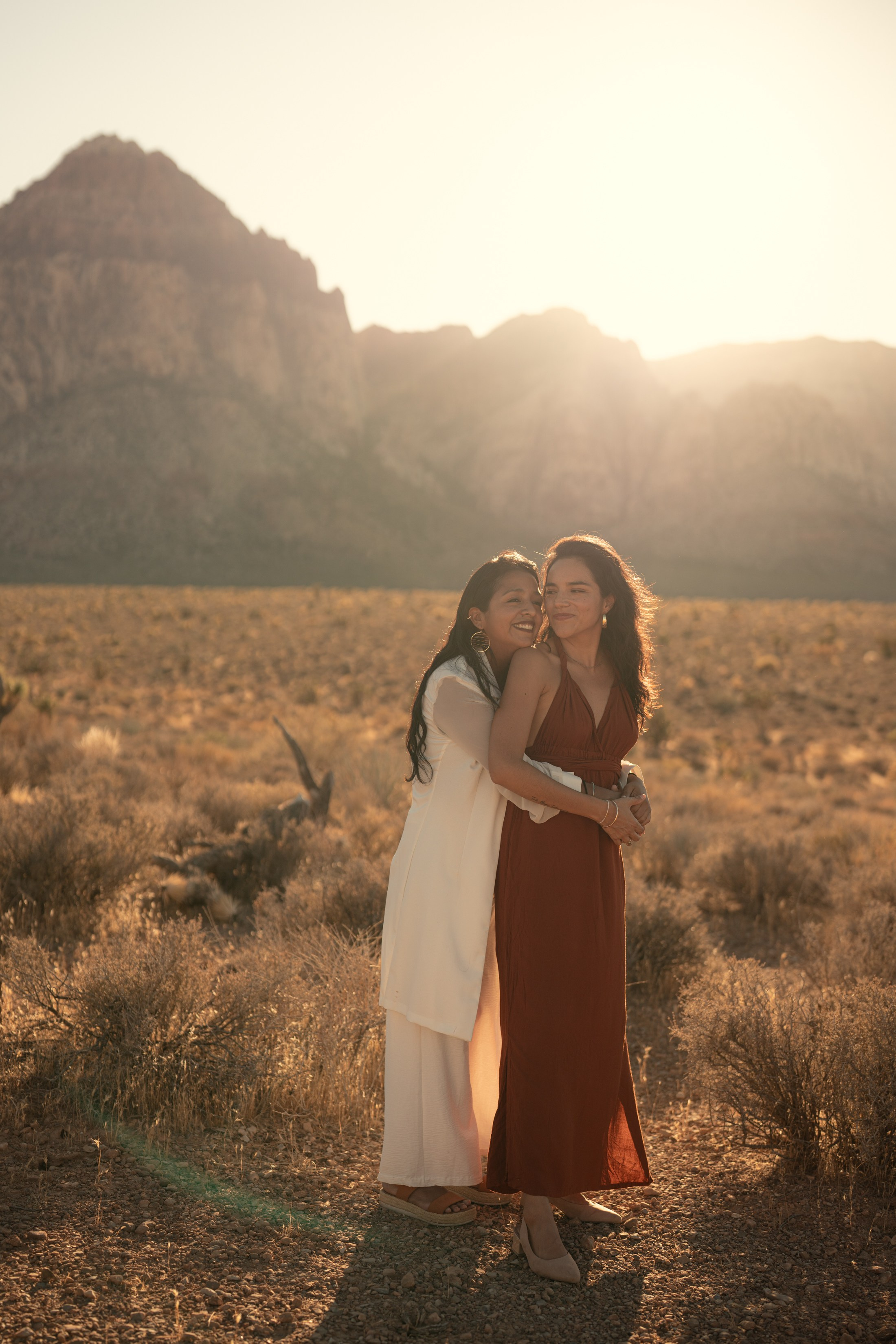 Liz&Fatima. Wedding & elopement photographer Viktoriya Kravtsov. Las Vegas