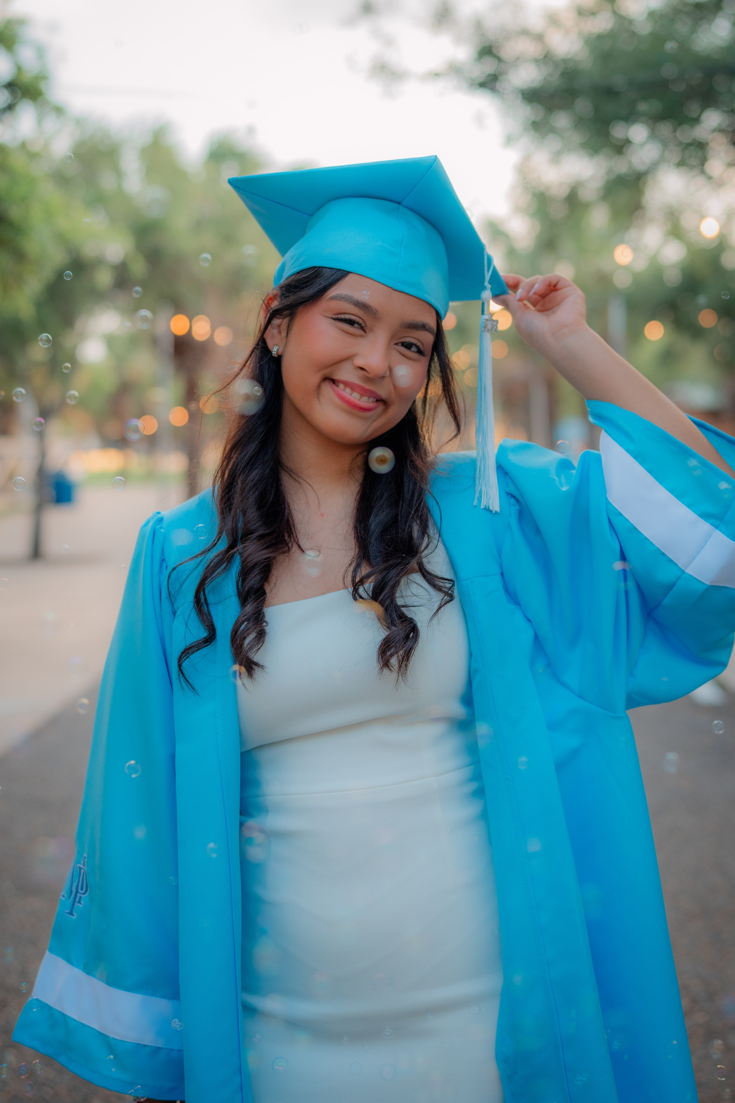 GRADUATES. VALLEY MEDIA CREATORS