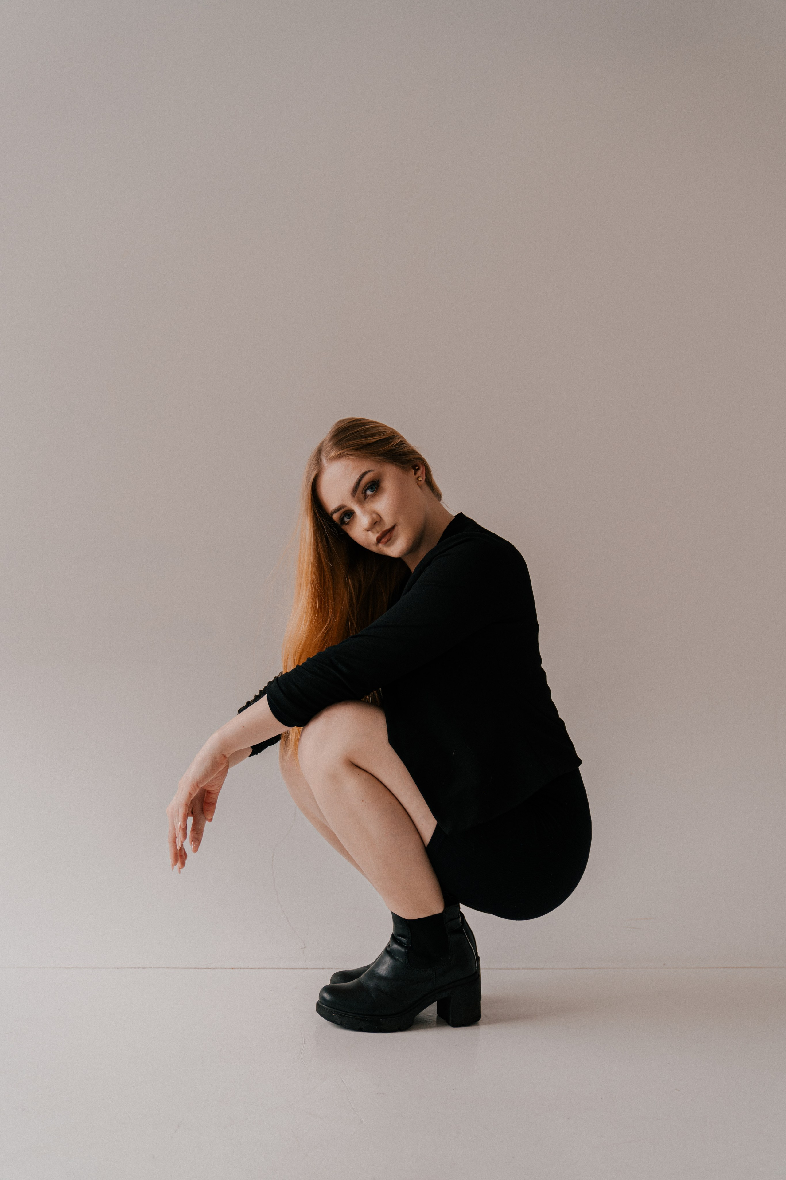 SESJE KOBIECE. Fotograf Gdańsk - Malwina Beszczyńska | Sesje ciążowe - brzuszkowe