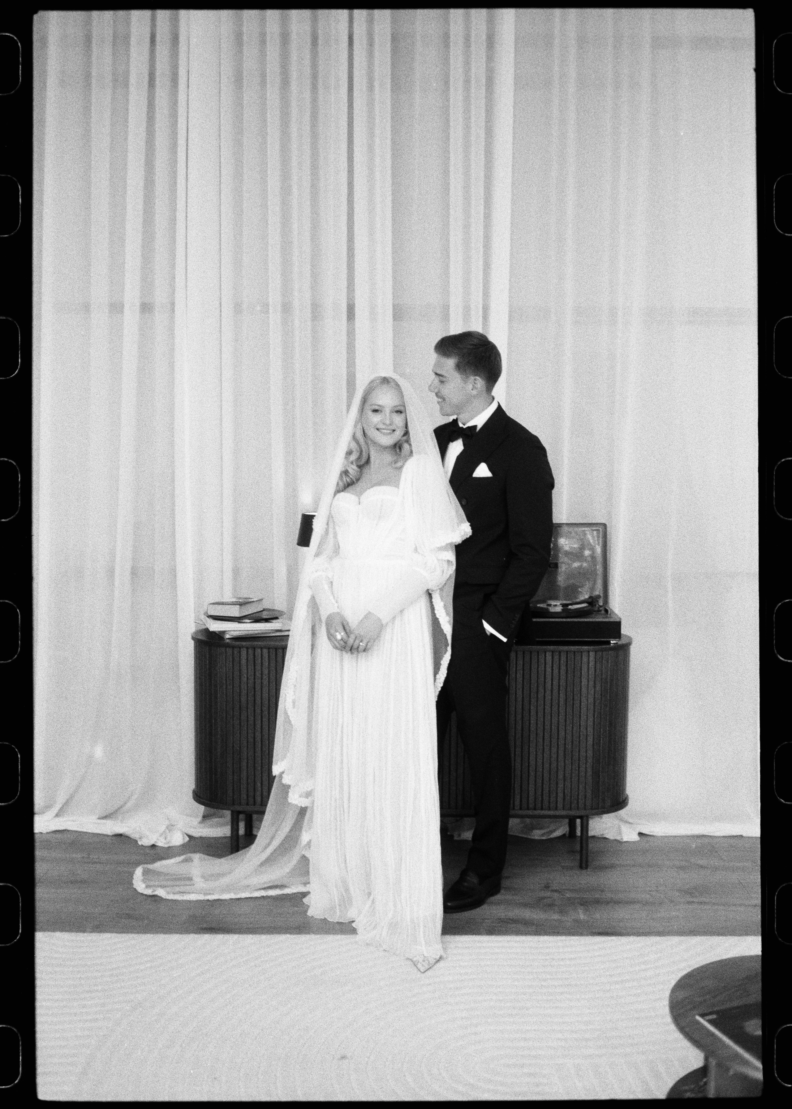 Dragoste povestită de noi. Servicii Foto Video în Chișinău și Europa ID-Brothers