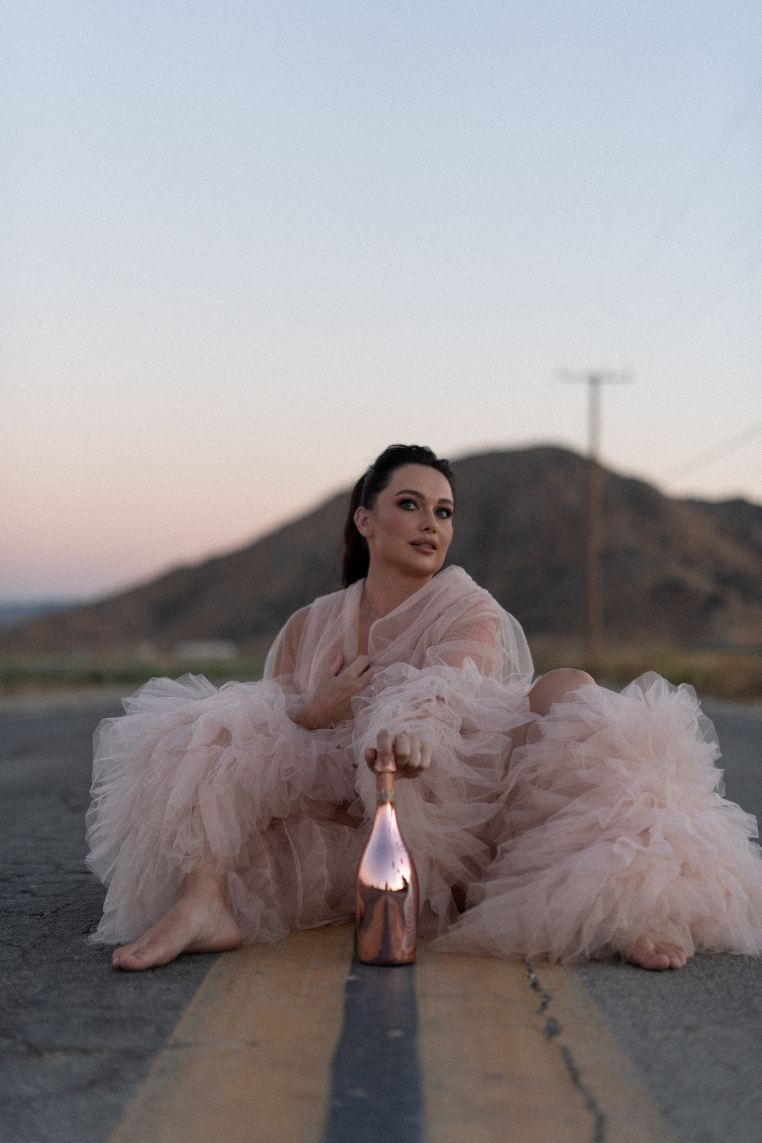 Yana. Wild Beauty on the Road. Portrait, family, maternity & wedding photography & videography in SoCal Kseni Vibe