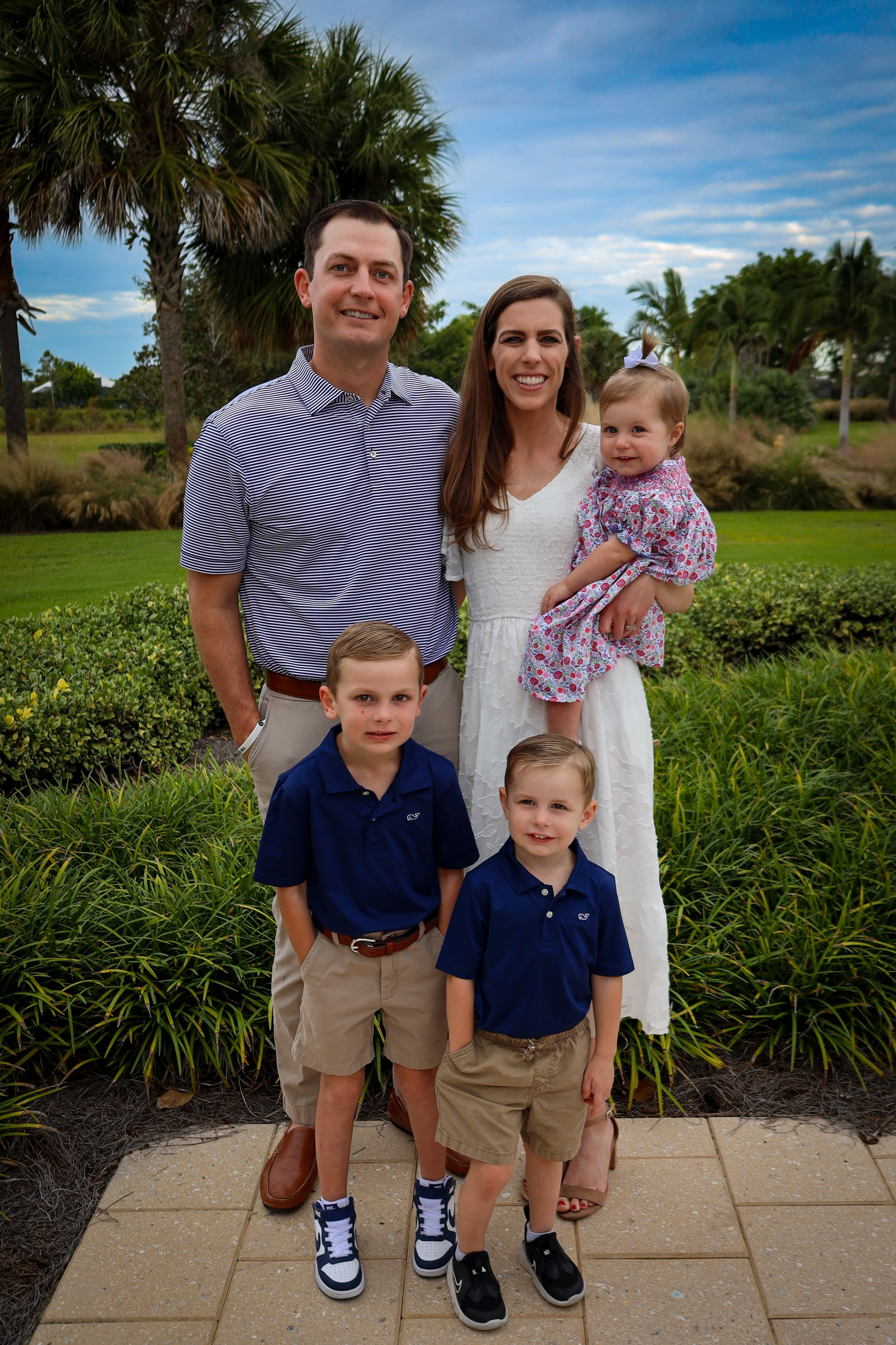 Family Photo Sample A. Out and About 239