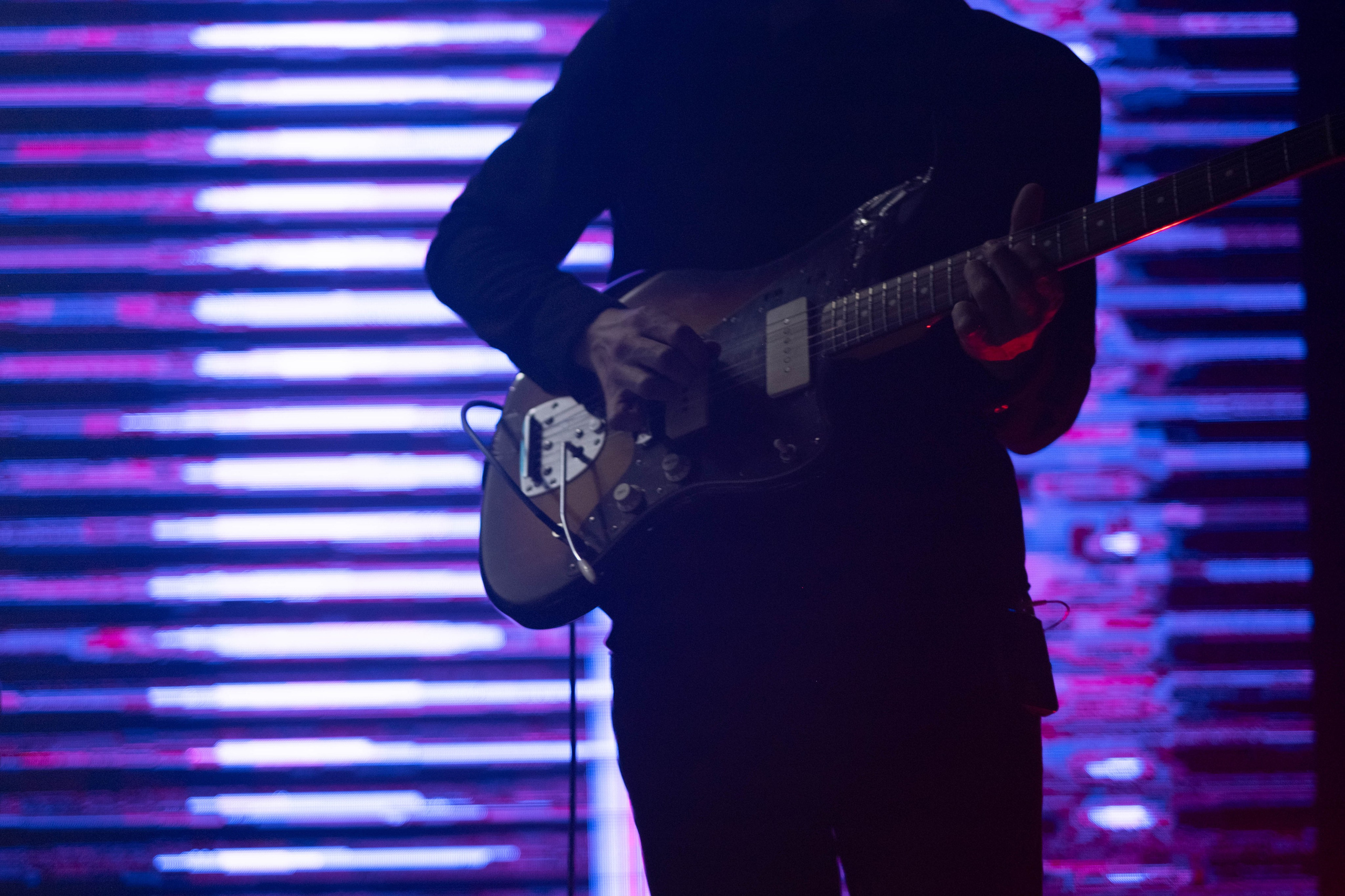 Dolphin @ 7 Fridays @ 06.05.25