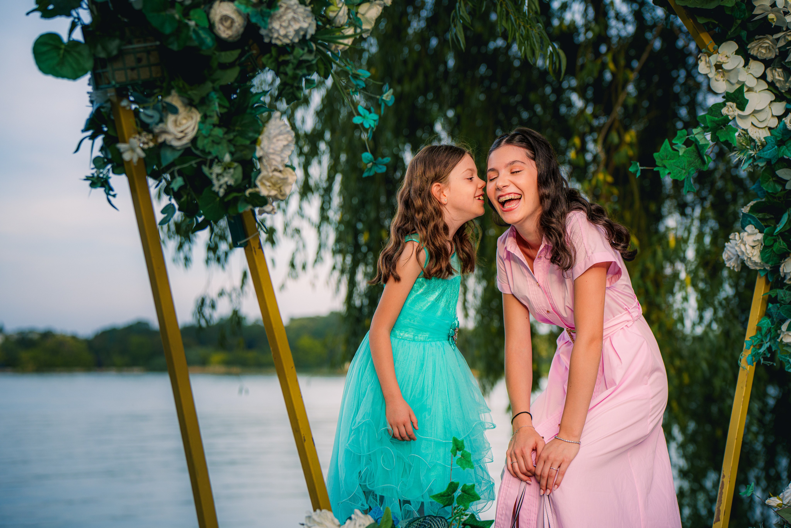 Ședința foto cu Ecaterina și Ilinca – portrete pline de zâmbete și emoție. Liviu Andrei - Fotograf