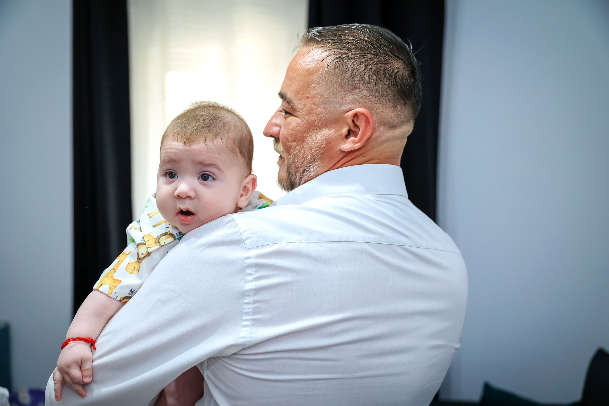 Andrei Damian. Moments By Gub