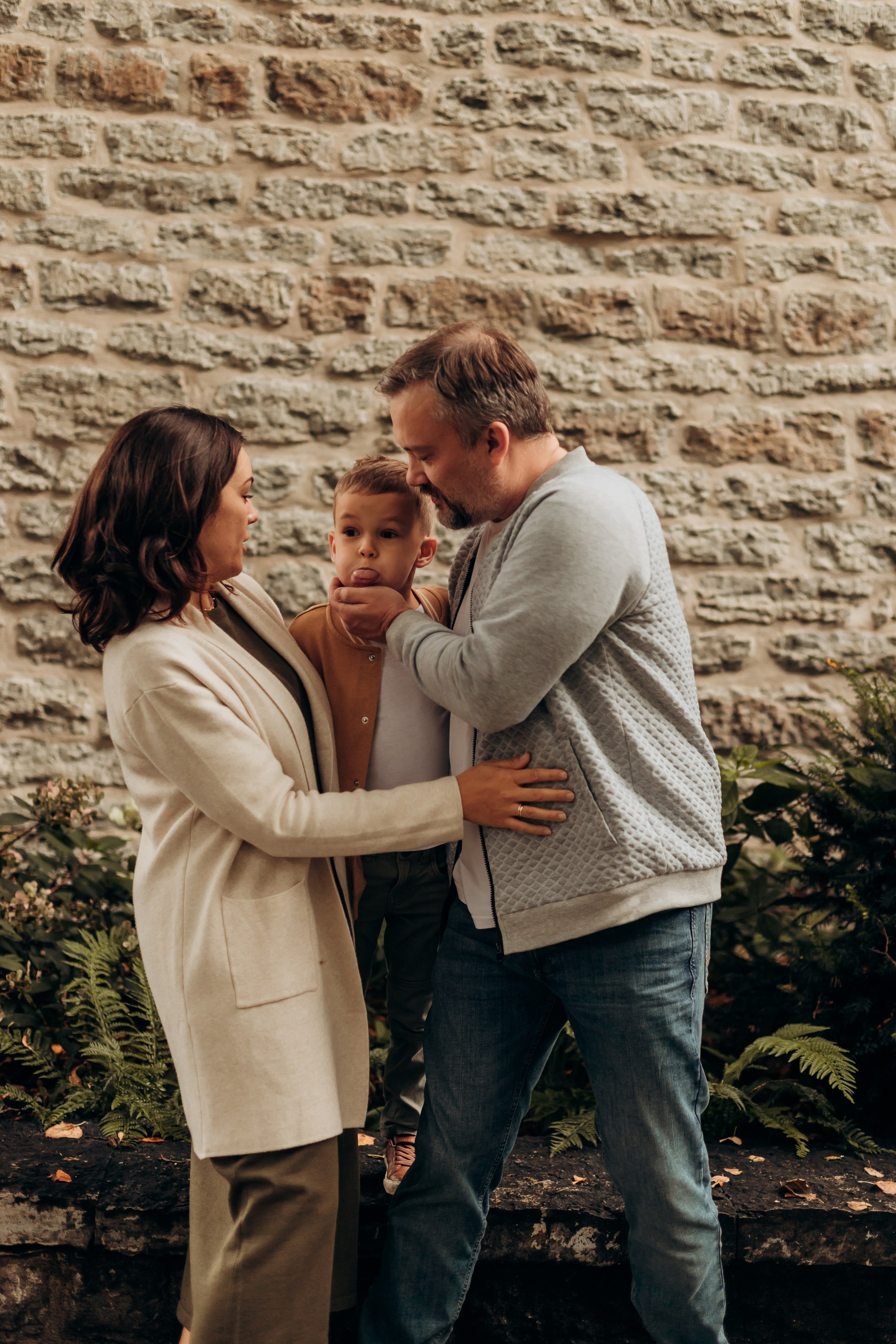 Марина, Паша и Мартин. Главная