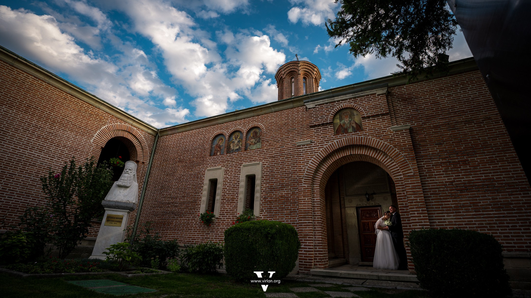 Fotografie de nunta. Cosmin Virlan - Fotograf de eveniment din Târgoviște