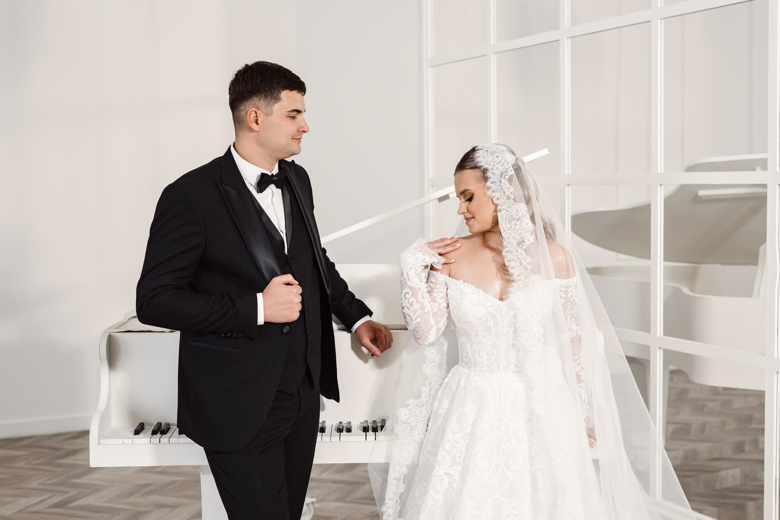 Vasile & Sanda. Home