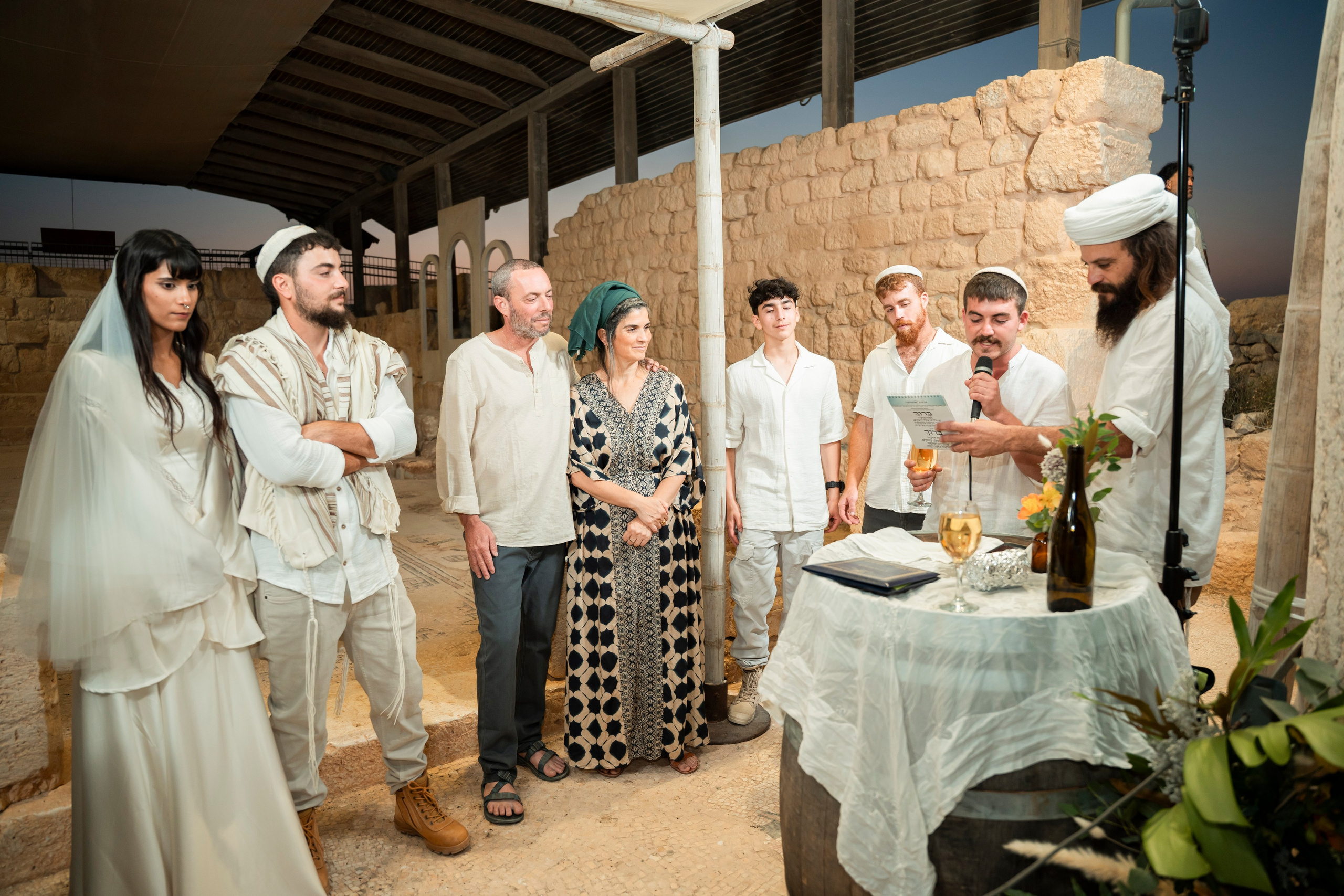 עדן ושלהבת. יוסף מזרחי צילום חתונה, ברית וזוגיות. צלם מקצועי שאוהב להוציא אתכם הכי יפים ברגעים הכי מרגשים