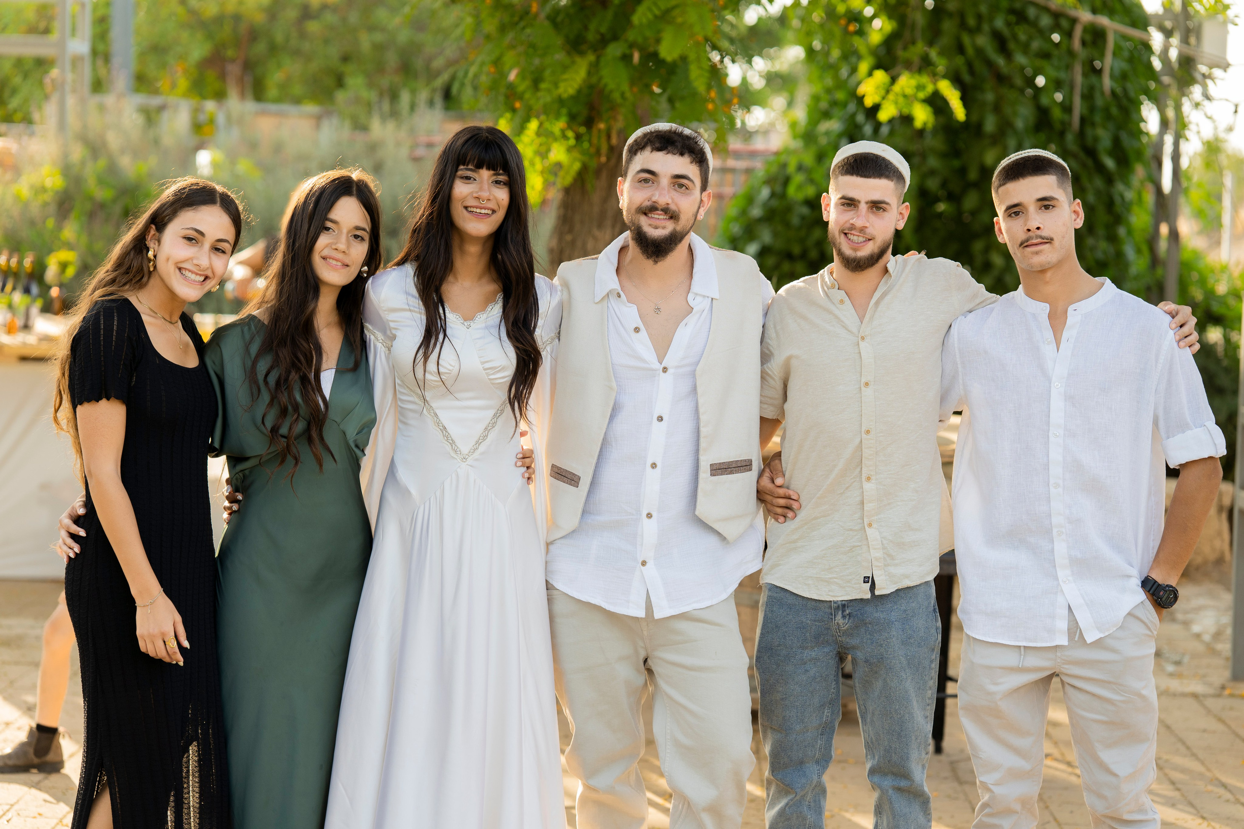 עדן ושלהבת. יוסף מזרחי צילום חתונה, ברית וזוגיות. צלם מקצועי שאוהב להוציא אתכם הכי יפים ברגעים הכי מרגשים