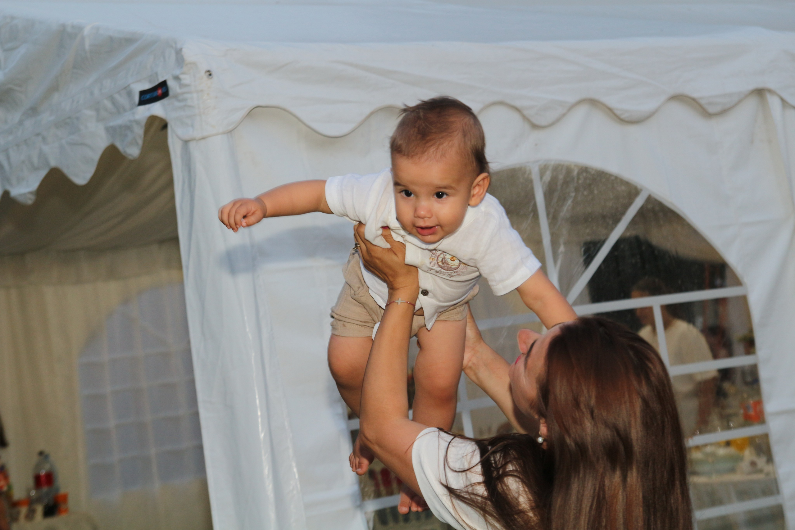 BYZO MEDIA. PETRU BYZO - family and children photographer in ROMANIA