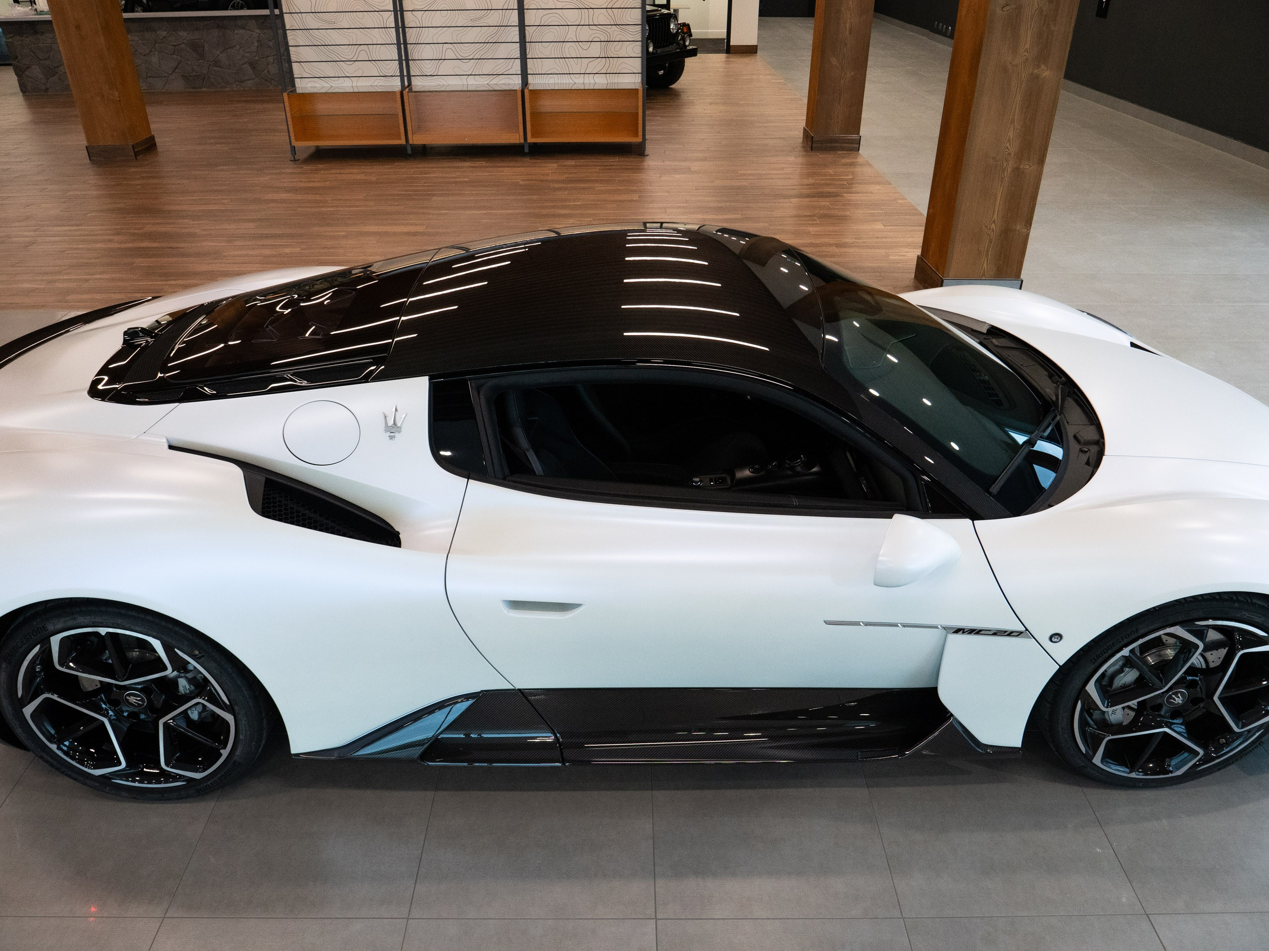 Maserati MC20. Dimitri Ilkov Photography — Capturing Life’s Moments in Edmonton, Cana