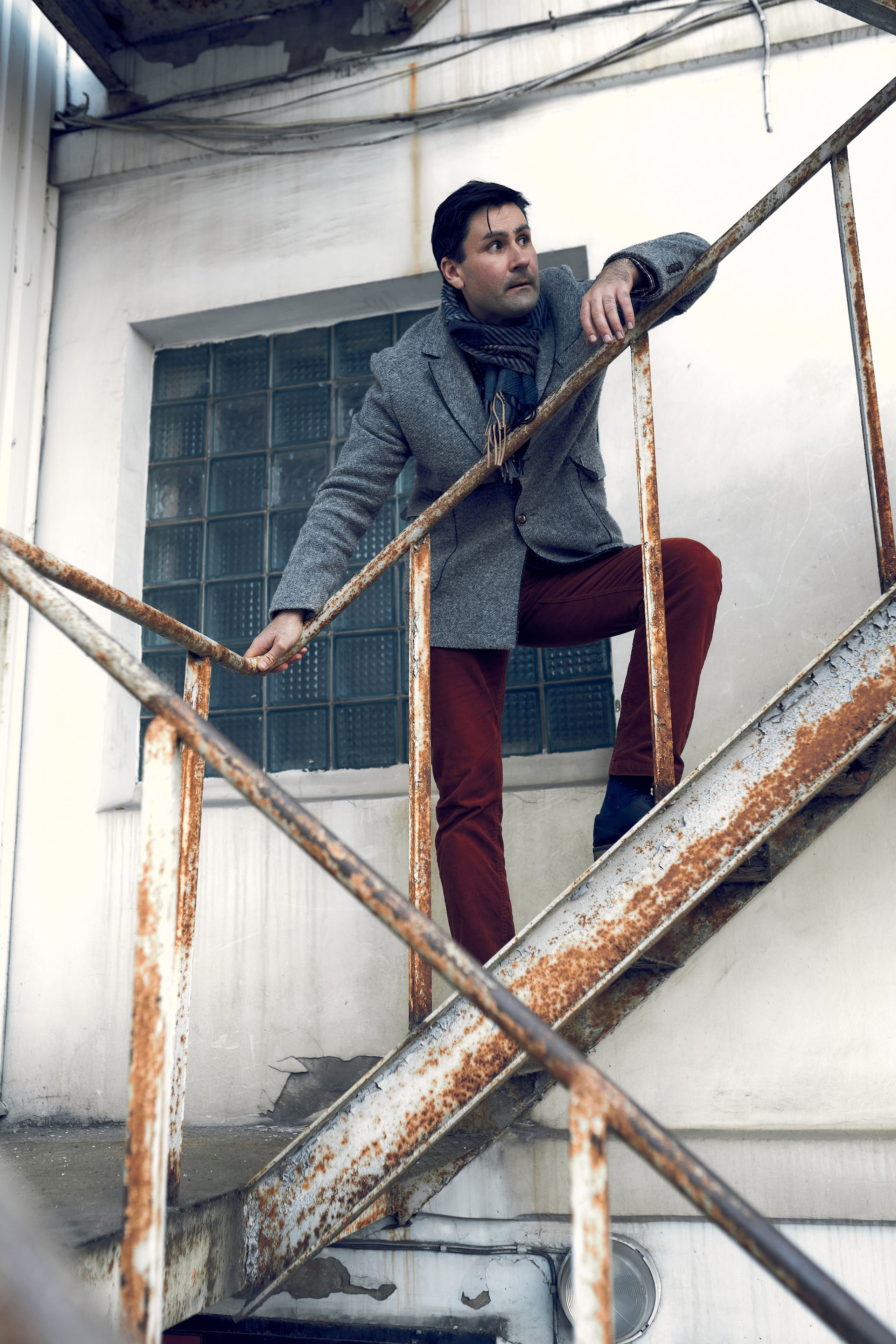 Portrait photographer in Riga. Photographer in Doha, Qatar