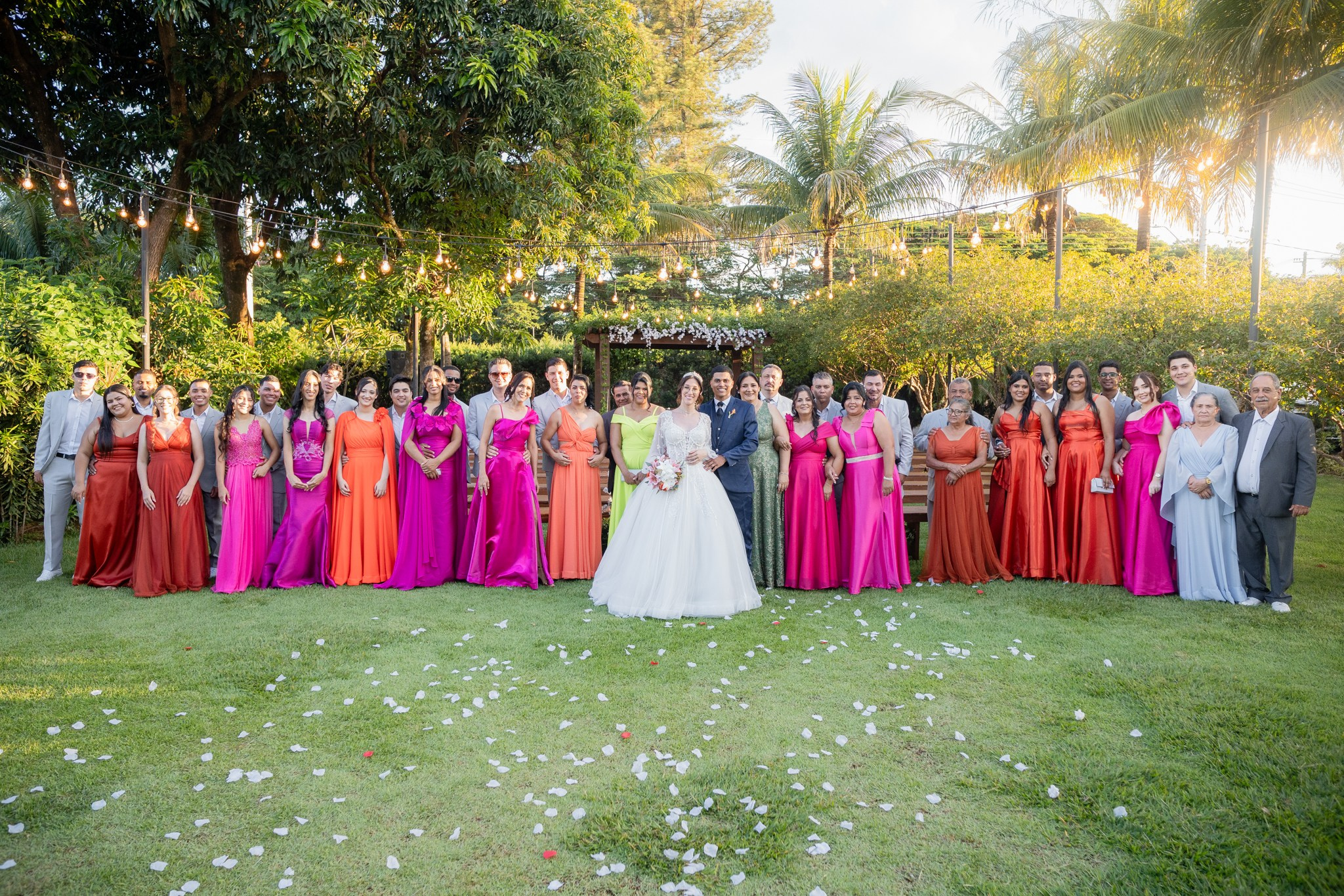 Larissa & Vinicius — Espaço Faveral / Aararaquara. Robson Colaço