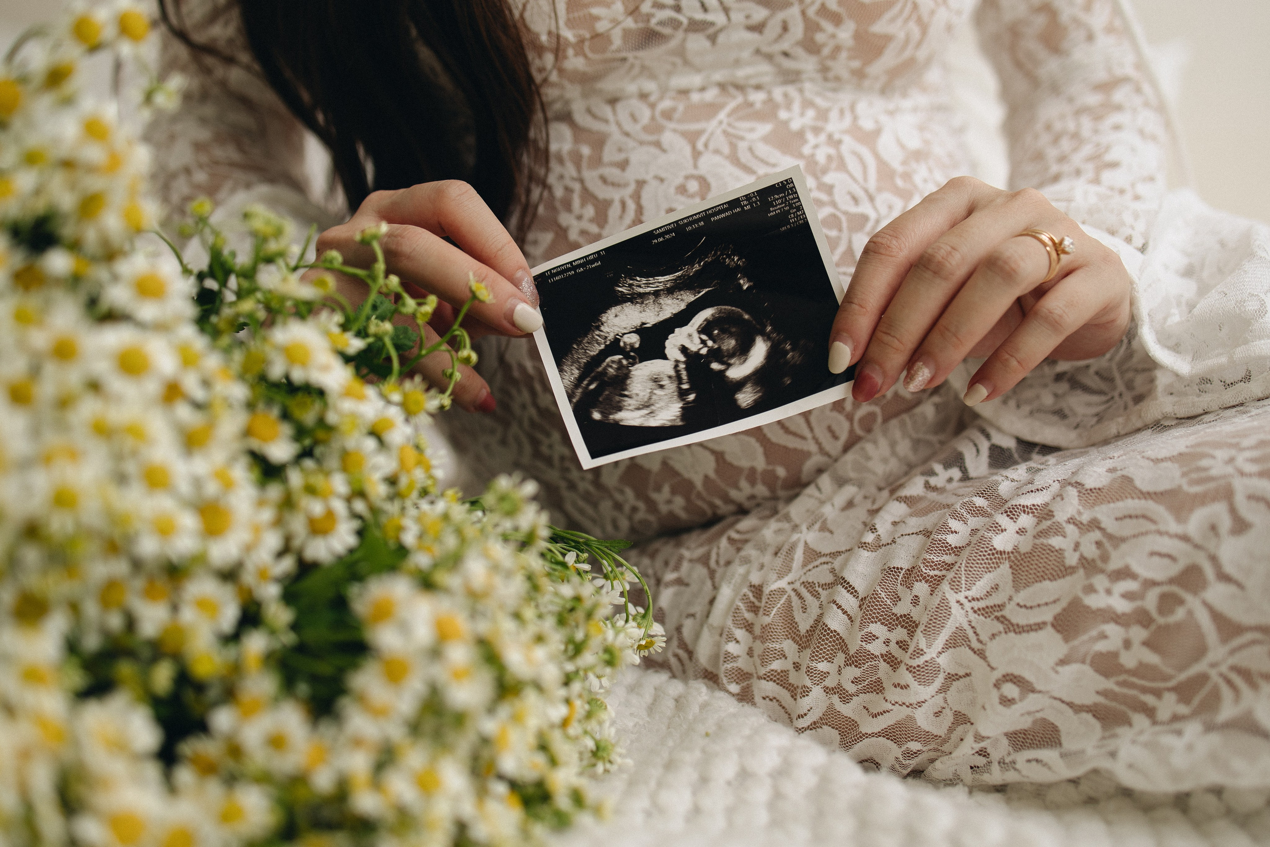 The Sweetest Anticipation. Family and wedding photographer in Bangkok, Thailand