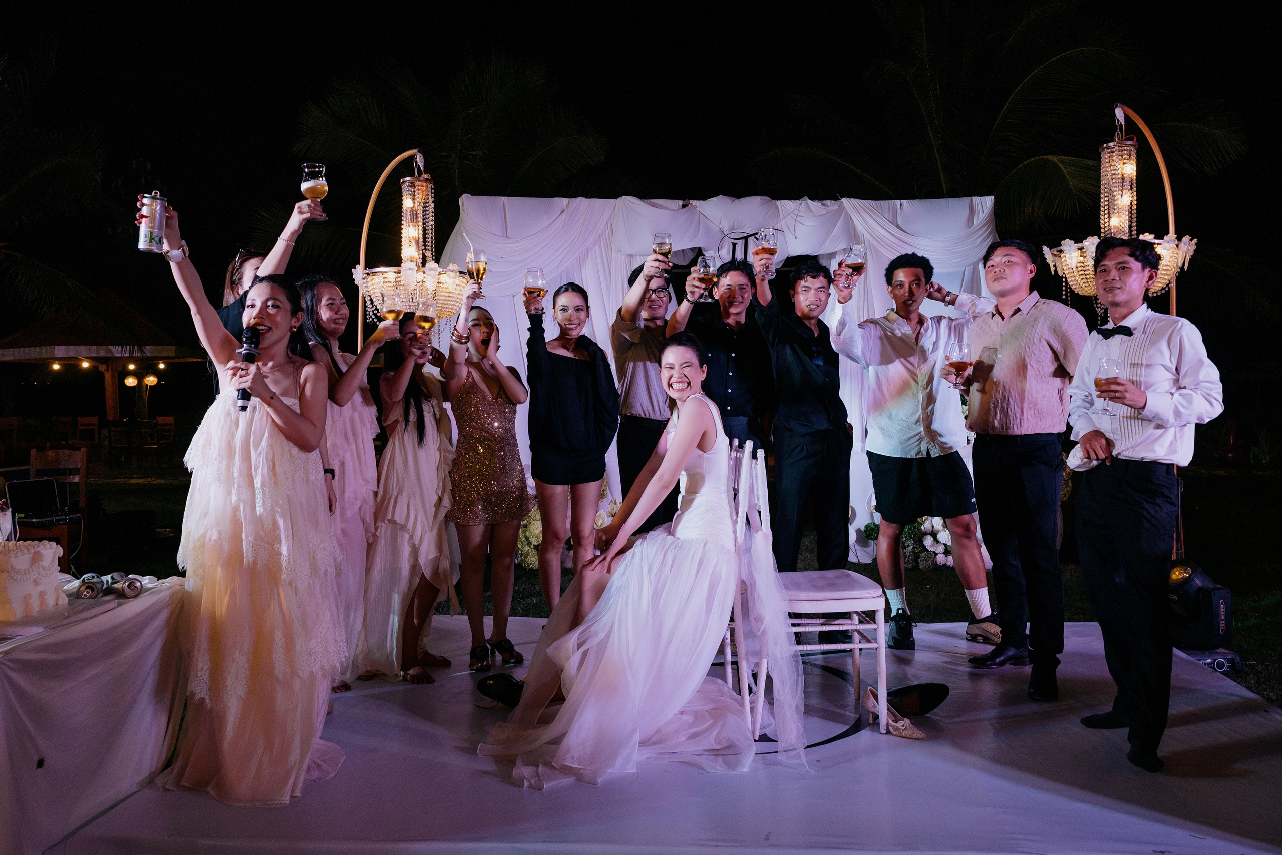 DIEU & THINH/Destination Wedding. Nhiếp ảnh gia đám cưới hàng đầu tại Thành Phố Hồ Chí Minh