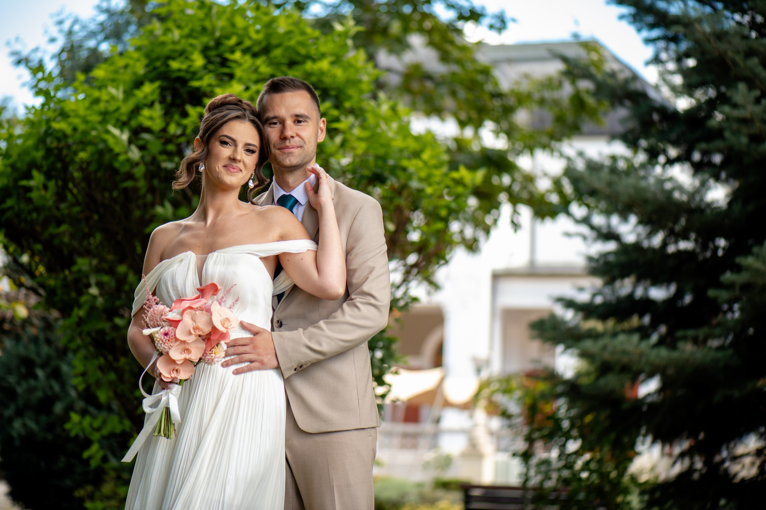 Andreea & Catalin. Www.paulcatalin.ro