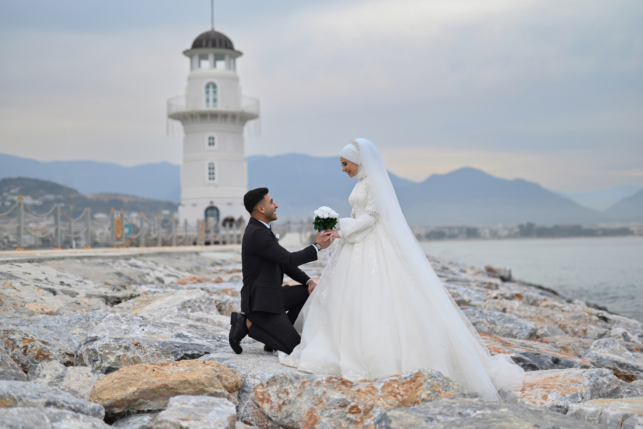 Свадебная съемка в порту и у крепости в Аланье. Photographer in Alanya, Side, Manavgat. Türkiye