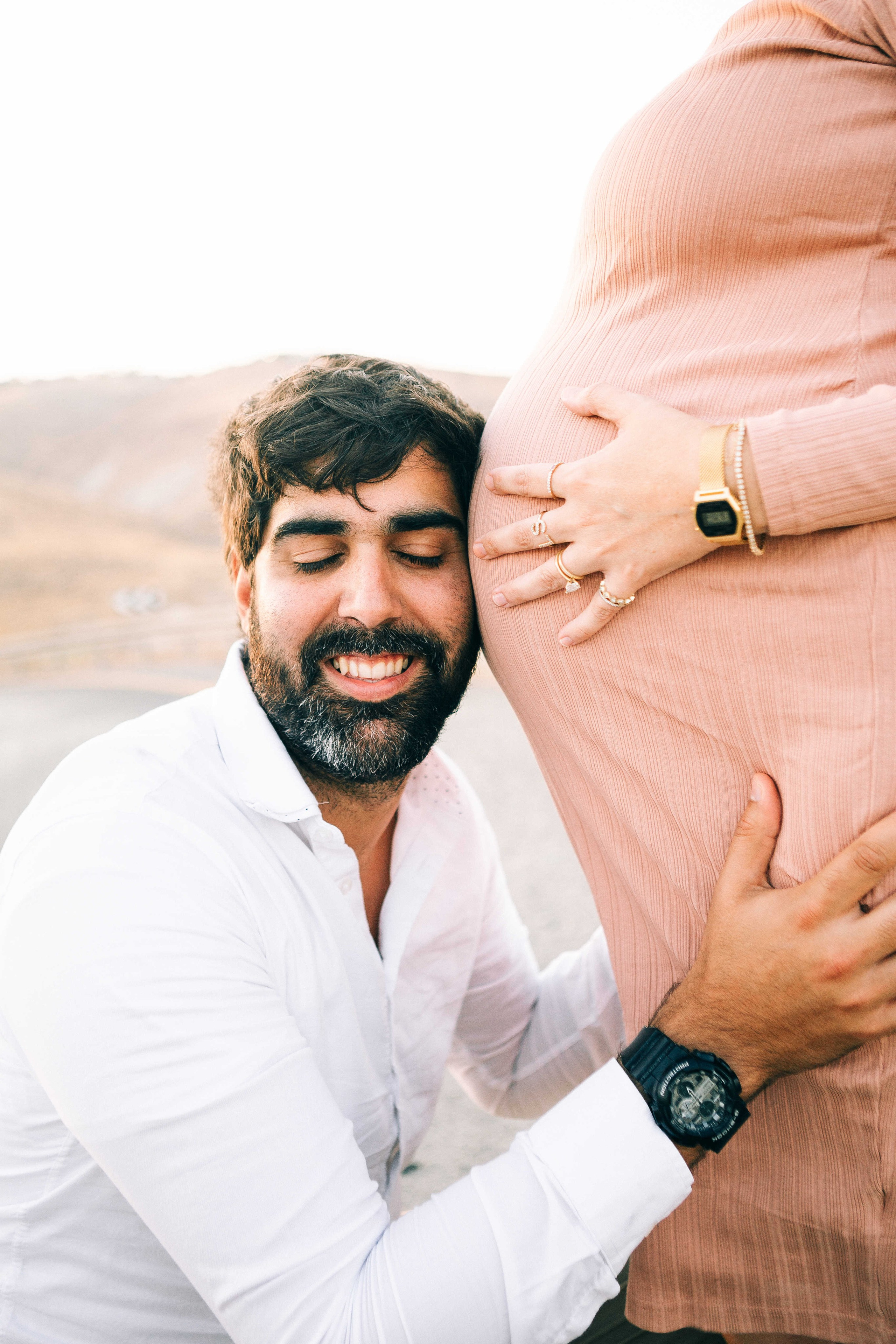 PREGNANT PHOTOSESSION IN THE DESERT. PHOTOGRAPHER IN ISRAEL