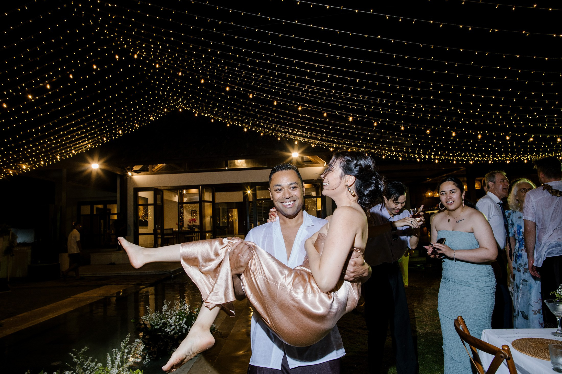 Big funny wedding with guests in paradise Bali island. Get.it.feel — Aesthetic Photography and Videography