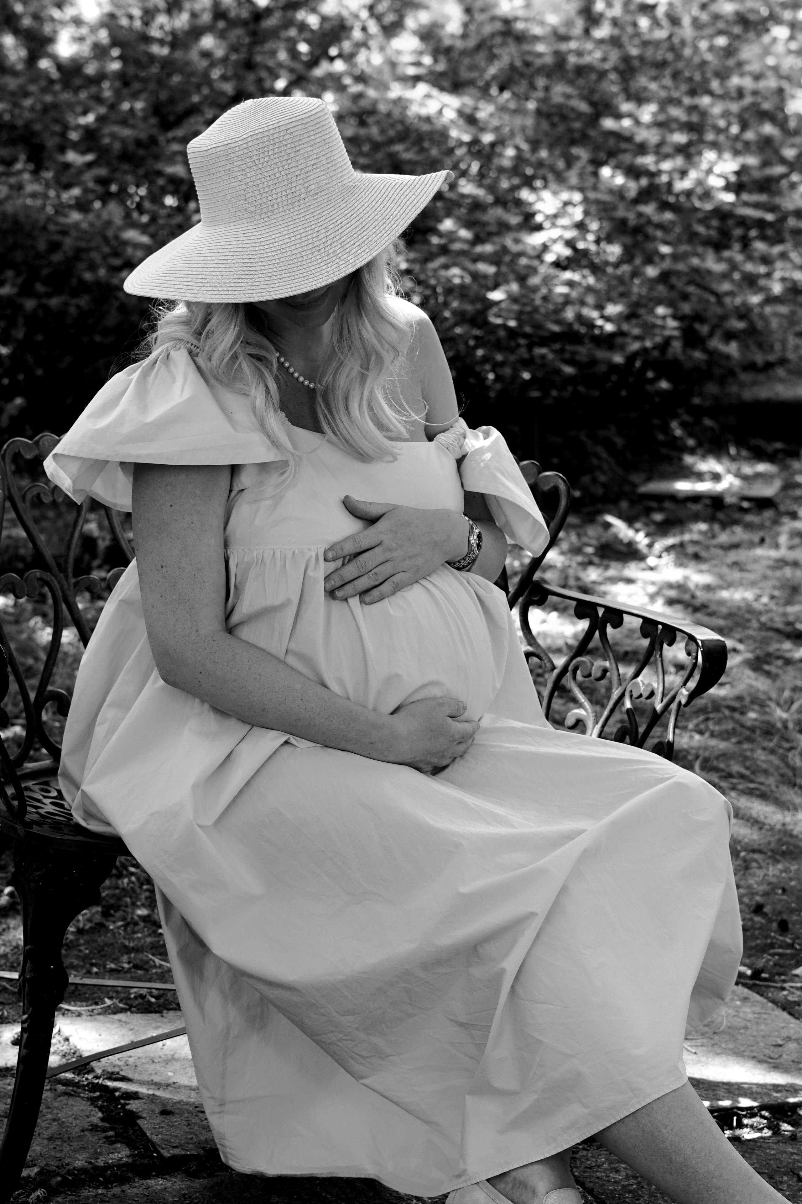 Marina, a moment of waiting, full of love. Albina Sokhova | Fotografa in Italia: Ritratti, Famiglie, Matrimoni e Branding