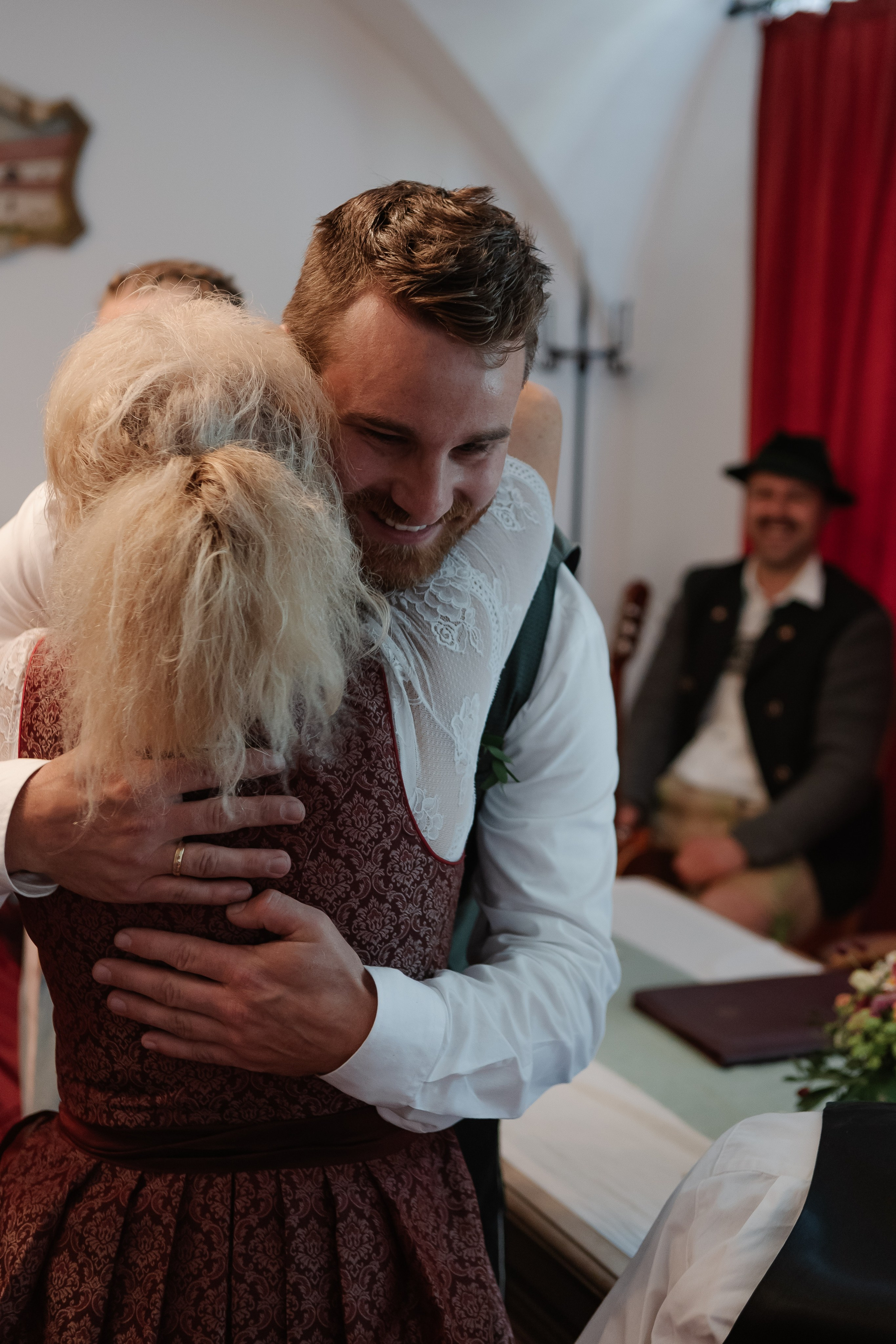 Love Story / Hochzeit. Fotografin Larysa Chepurko| Füssen| Garmisch-Partenkirchen| Weilheim| Schongau| Murnau| München | Hochzeitsfotograf Füssen | Larysa Photo