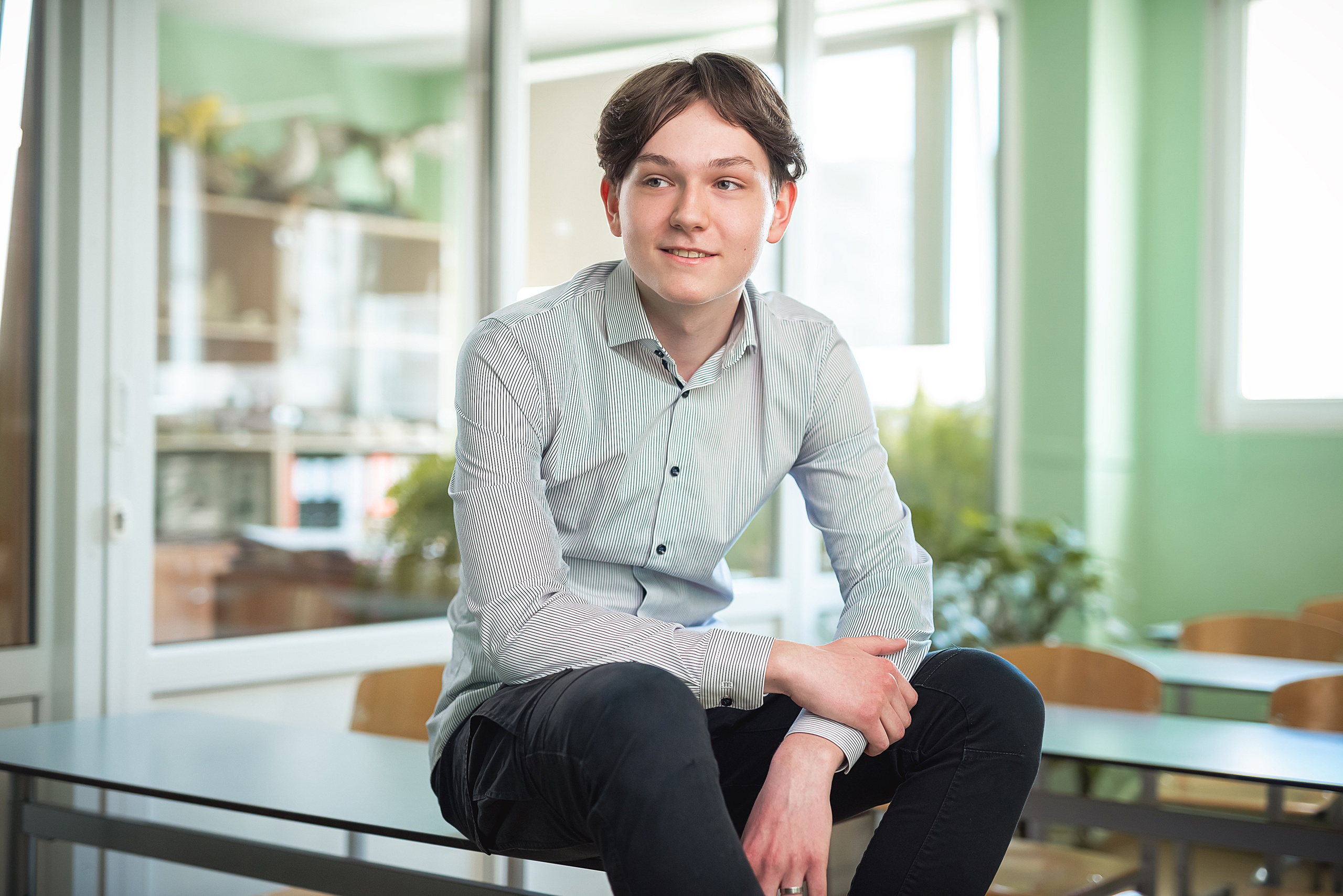 95. Vidusskola, 9 Klase. Fotogrāfs Rīgā. Gīmenes, individuālās un dažādu produktu fotosesijas