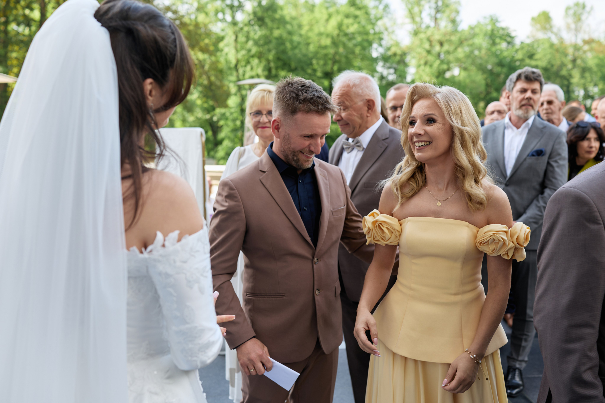 Wiktoria & Kacper. Pałac Goetz. Fotograf ślubny i rodzinny w Krakowie Yana Klymova