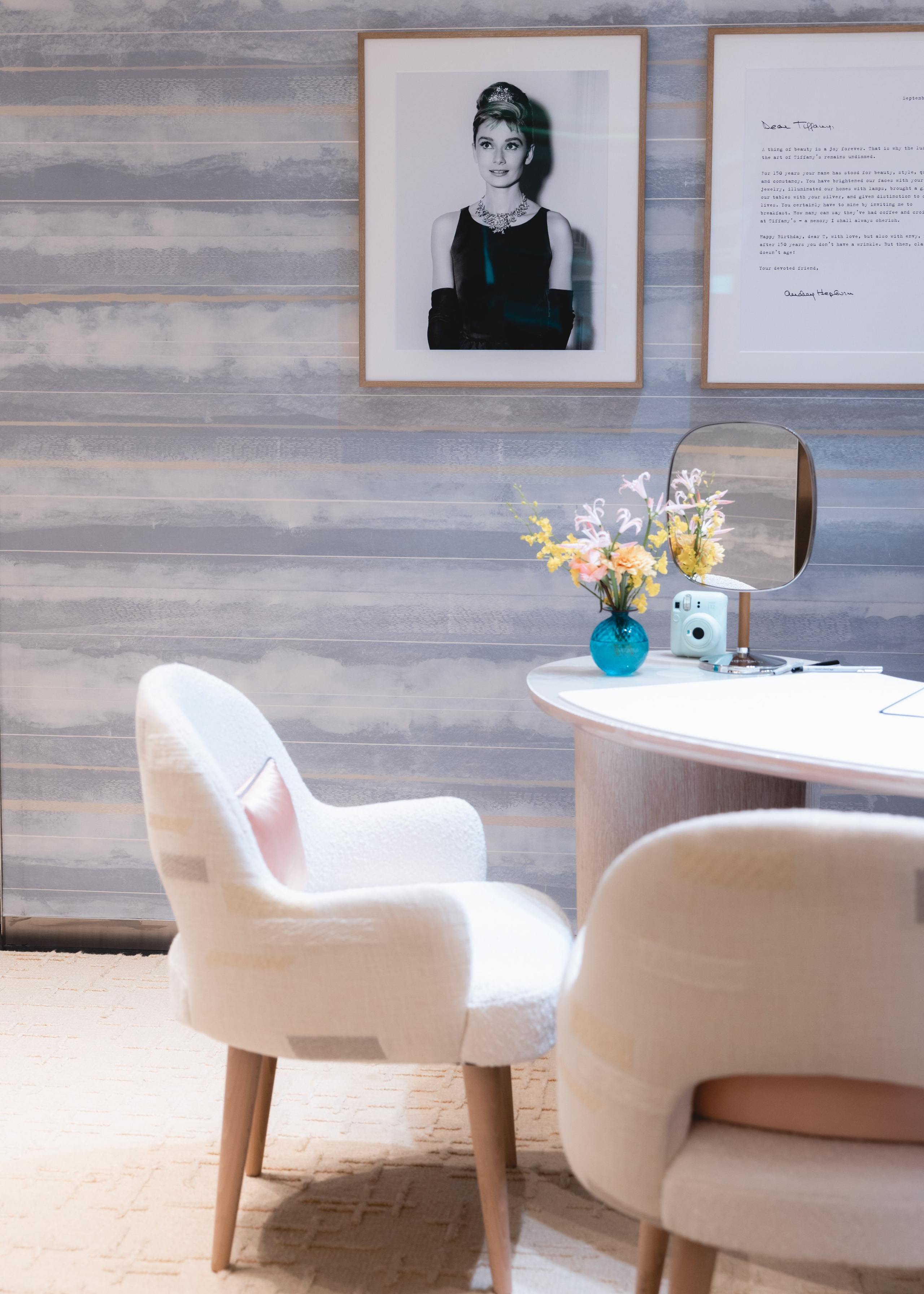 Tiffany. Professional wedding photographer in Copenhagen, Denmark — Julia Byron