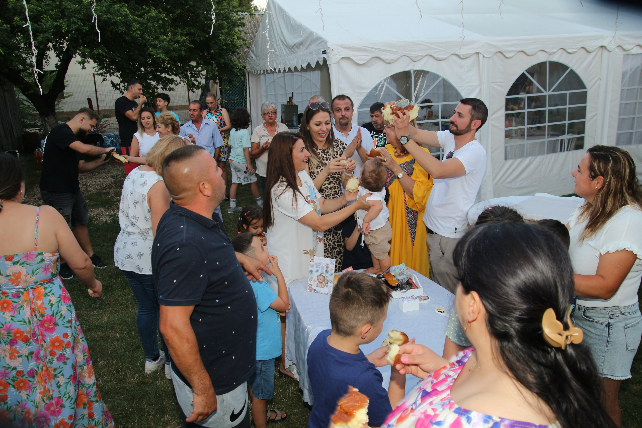 BYZO MEDIA. PETRU BYZO - family and children photographer in ROMANIA