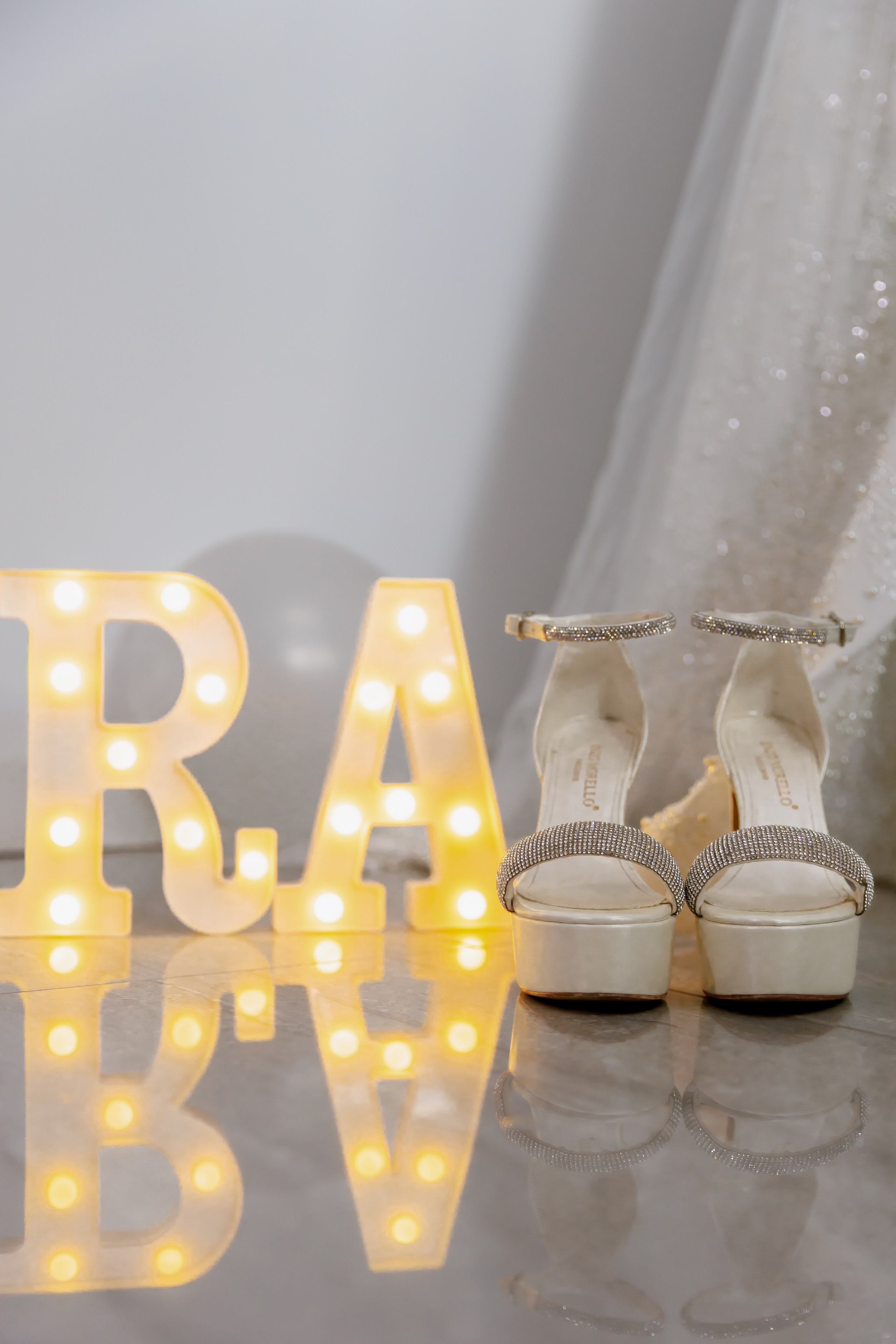 Alina & Razvan - Nuntă Pitești. Fotograf Profesionist Pitesti-Bucuresti| Mircea Seinea