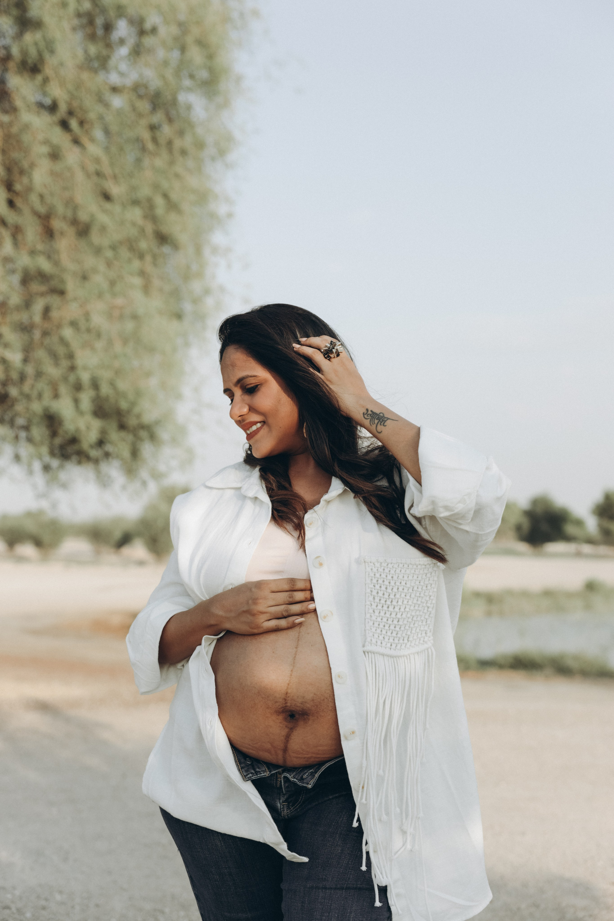 Vidhi’s Maternity Session. Family Photographer in Dubai