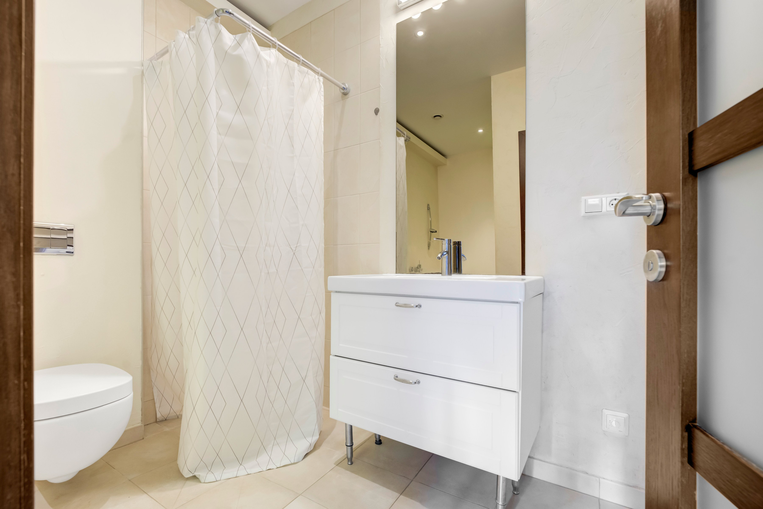 Pamėnkalnio g. 3. Elina Sapiega fotografė Vilniuje