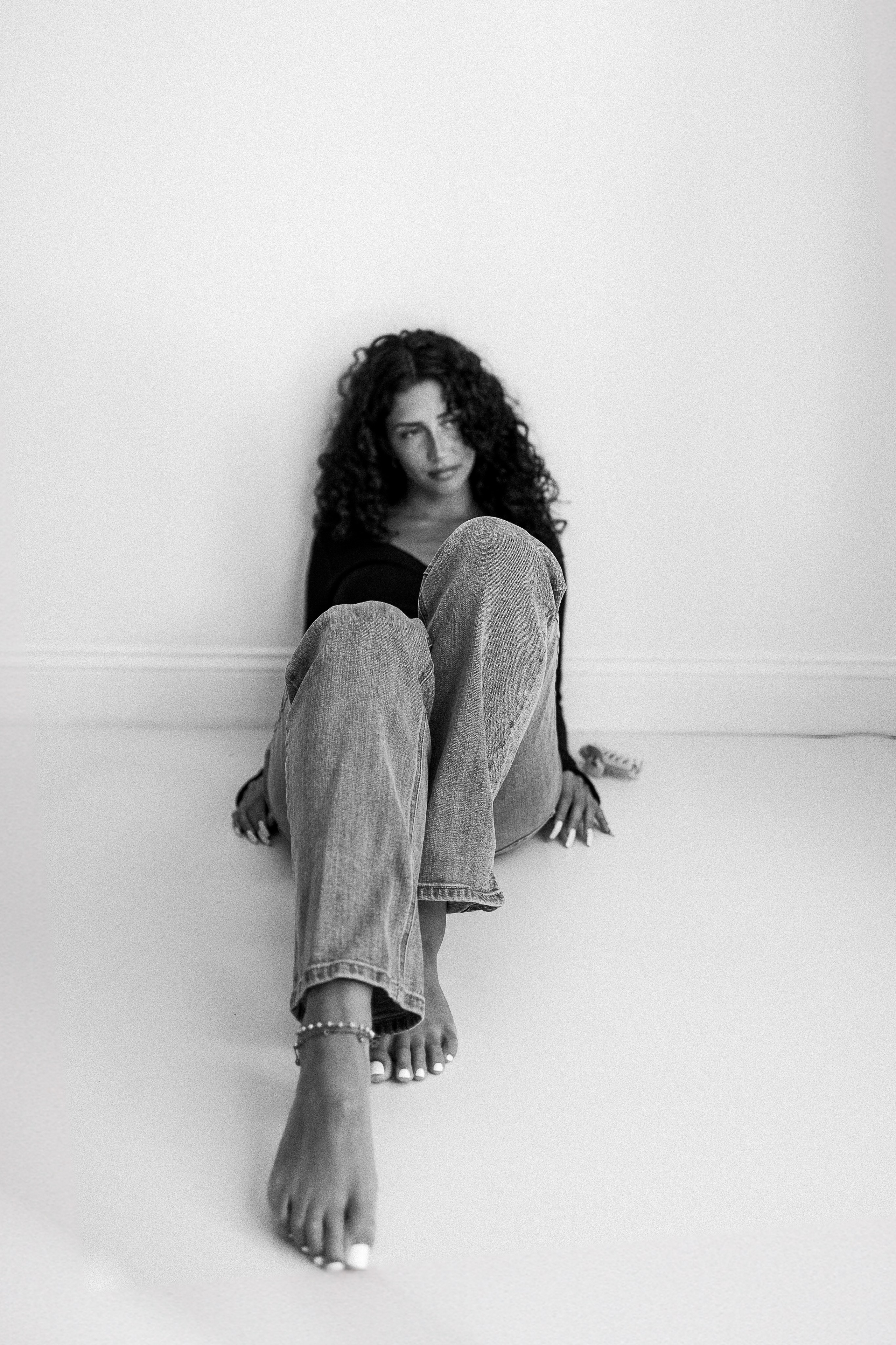 J. Rawnoir- Portrait photography by Daria Paliy.Timeless black&white portraits of women in NYC area