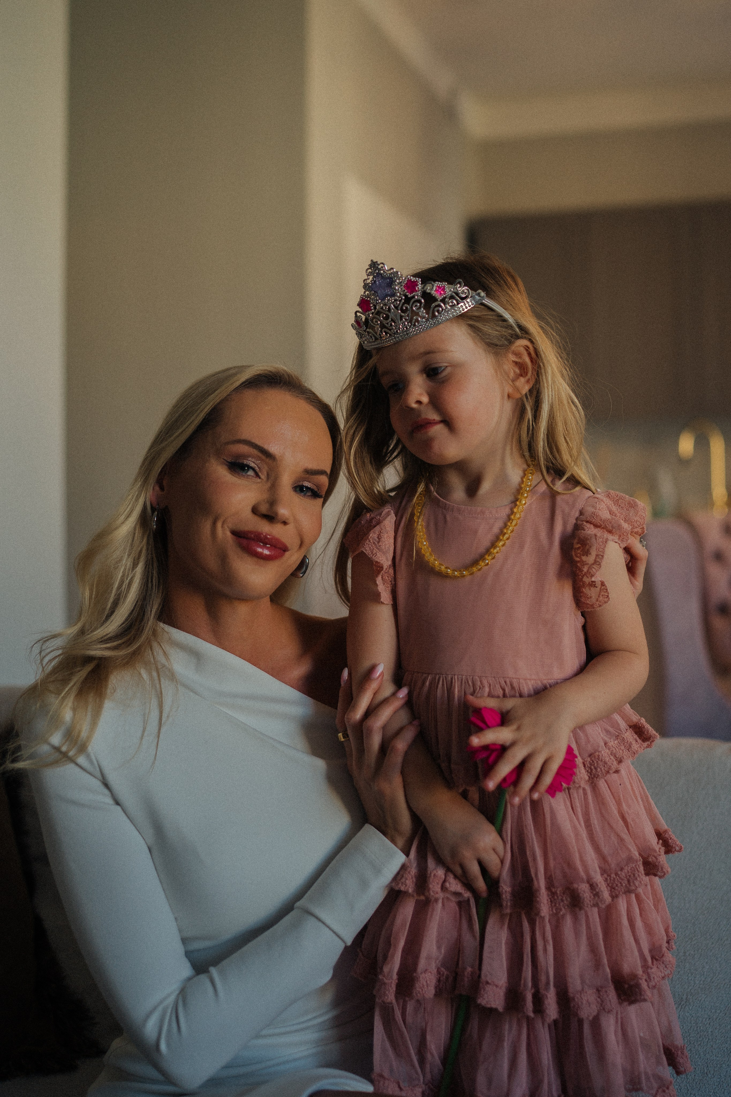 L&H. Wedding and potrait photographer in Helsinki Vickan O