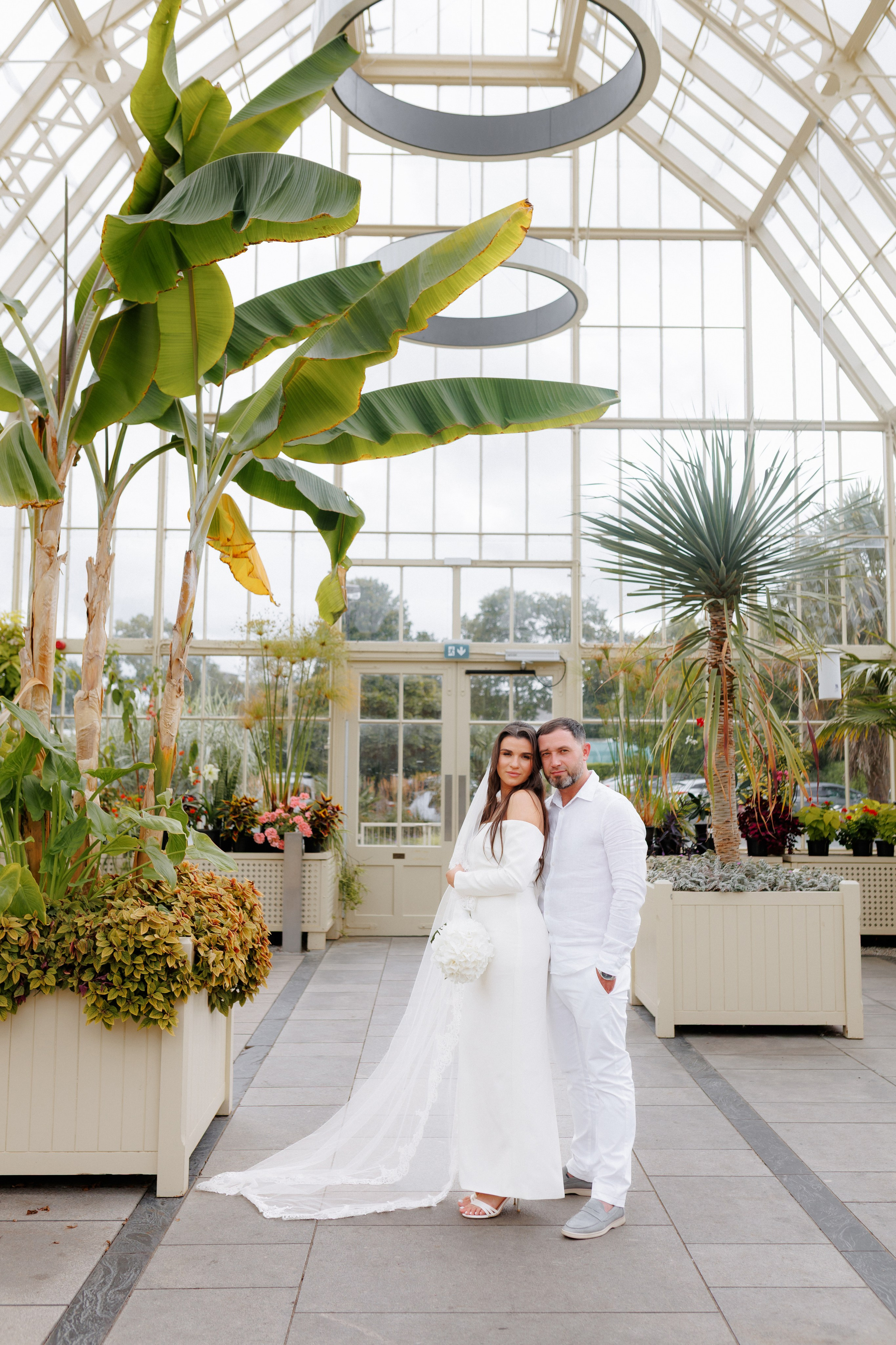 Cristi & Veronica. Photographer in Dublin, Pavel