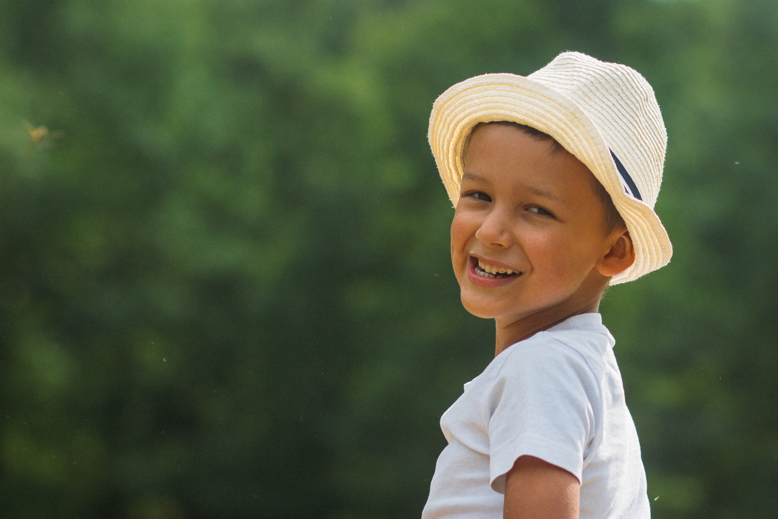 Лето. Сено. Ромашки. Семейный фотограф и видеограф в Эстонии Анна Оя