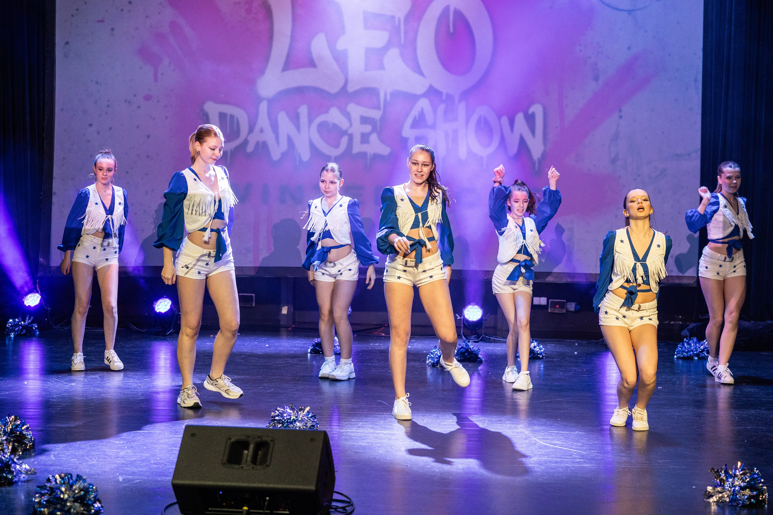 LEO DANCE SHOW WINTER 2025. Семейный и детский фотограф в Варшаве Мила Бобровская