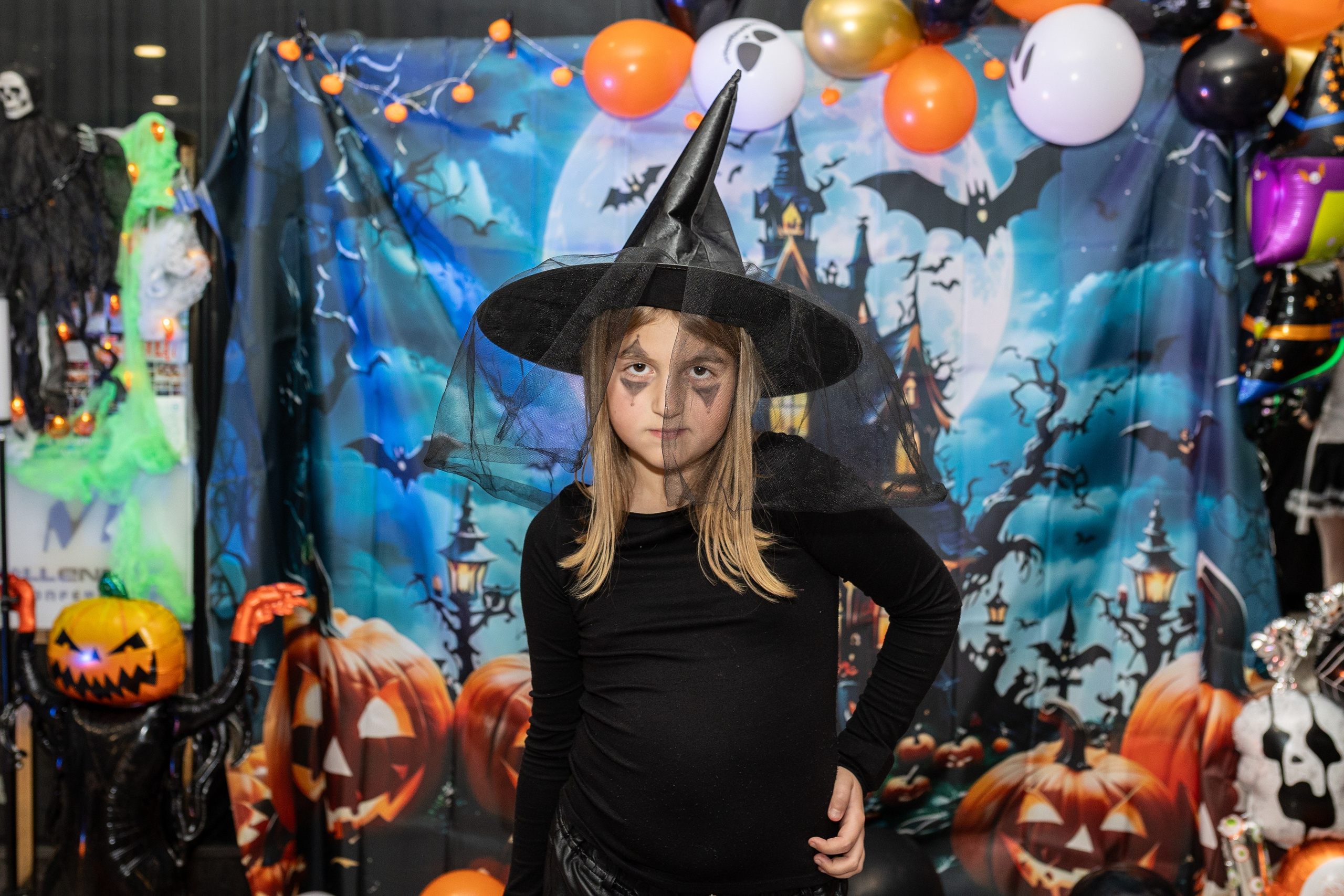 Leo dance studio Helloween 2025. Семейный и детский фотограф в Варшаве Мила Бобровская