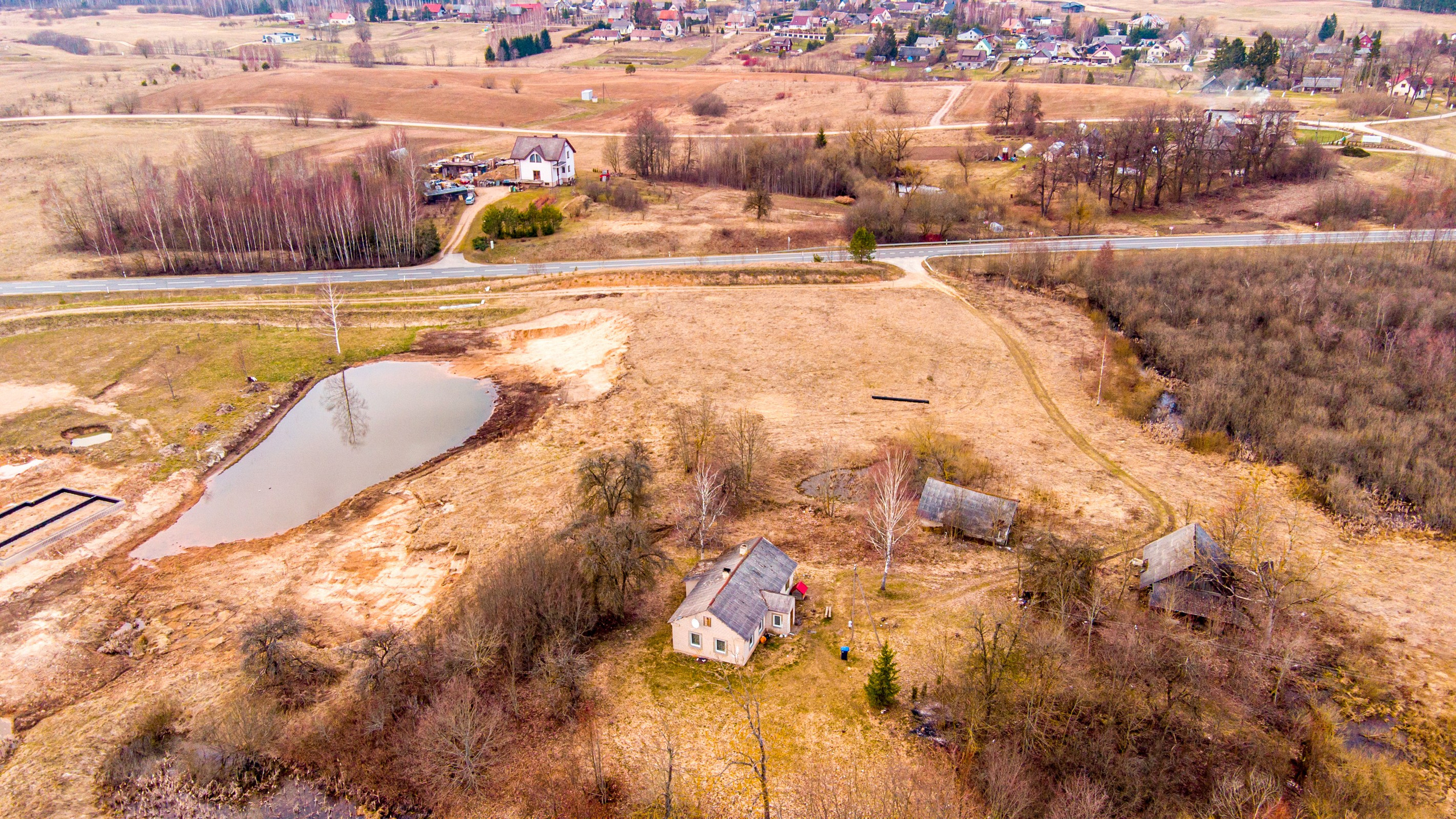 Riešės sen., Pikeliškių k., Antano Giedraičio g. 175 ir 175D. Elina Sapiega fotografė Vilniuje