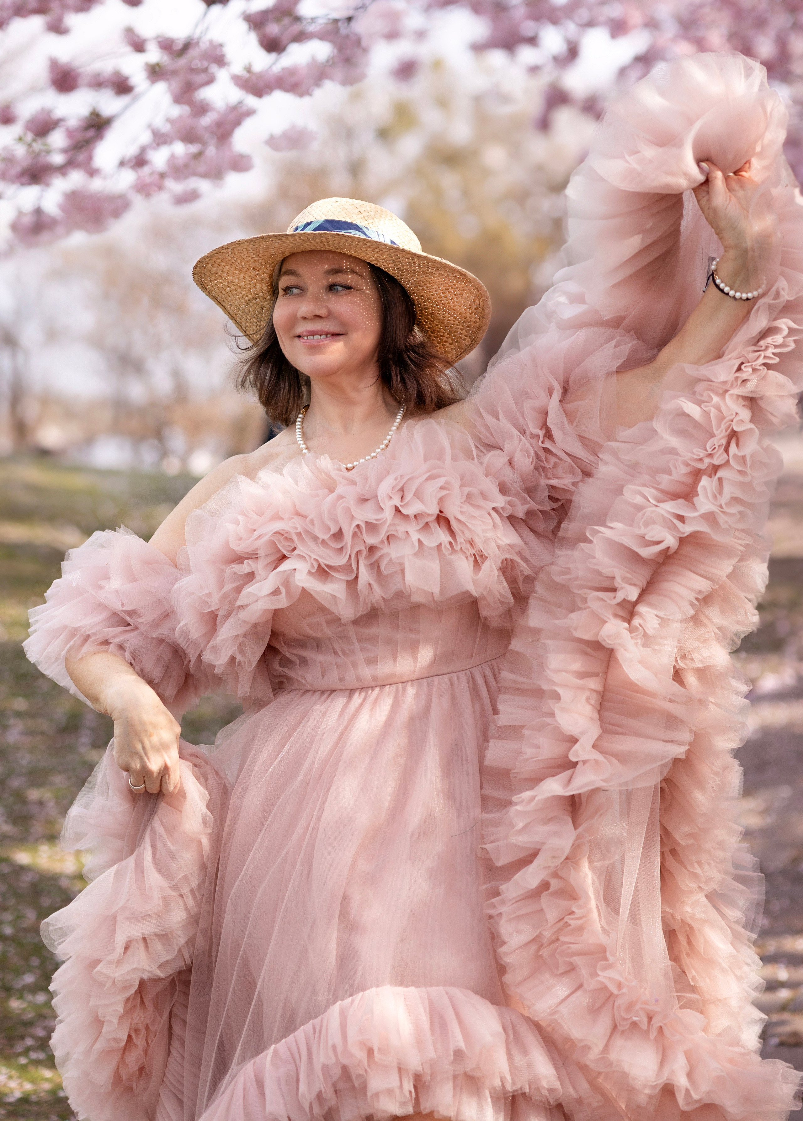 Cherry Blossoms in Munich. Photographer in Munich