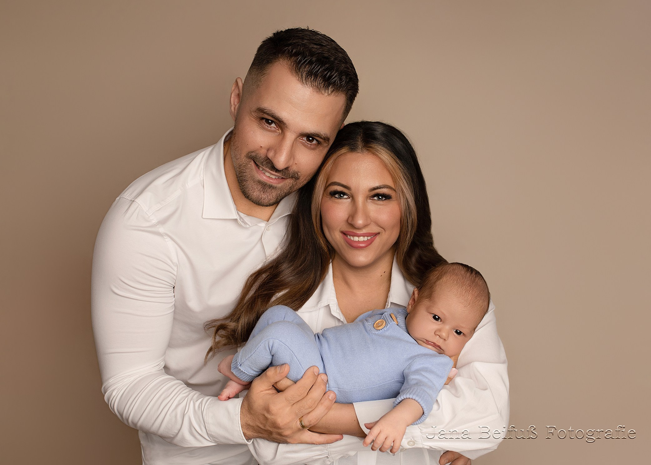 Neugeborenenshooting Weißenhorn, Neugeborenenshooting Ulm, Babyfotograf Ulm, Babyfotograf Senden, Babyfotograf Neu-Ulm, Jana Beifuß Fotografie, Familienfotos, Liebe, Geduld, Neugeborenenfotos Weißenhorn, Pfaffenhofen a. d. Roth, Gaumenspalte, Gaumenlippenspalte, Babyfotograf Vöhringen, Babyfotograf Weißenhorn, Babyfotograf Ehingen an der Donau