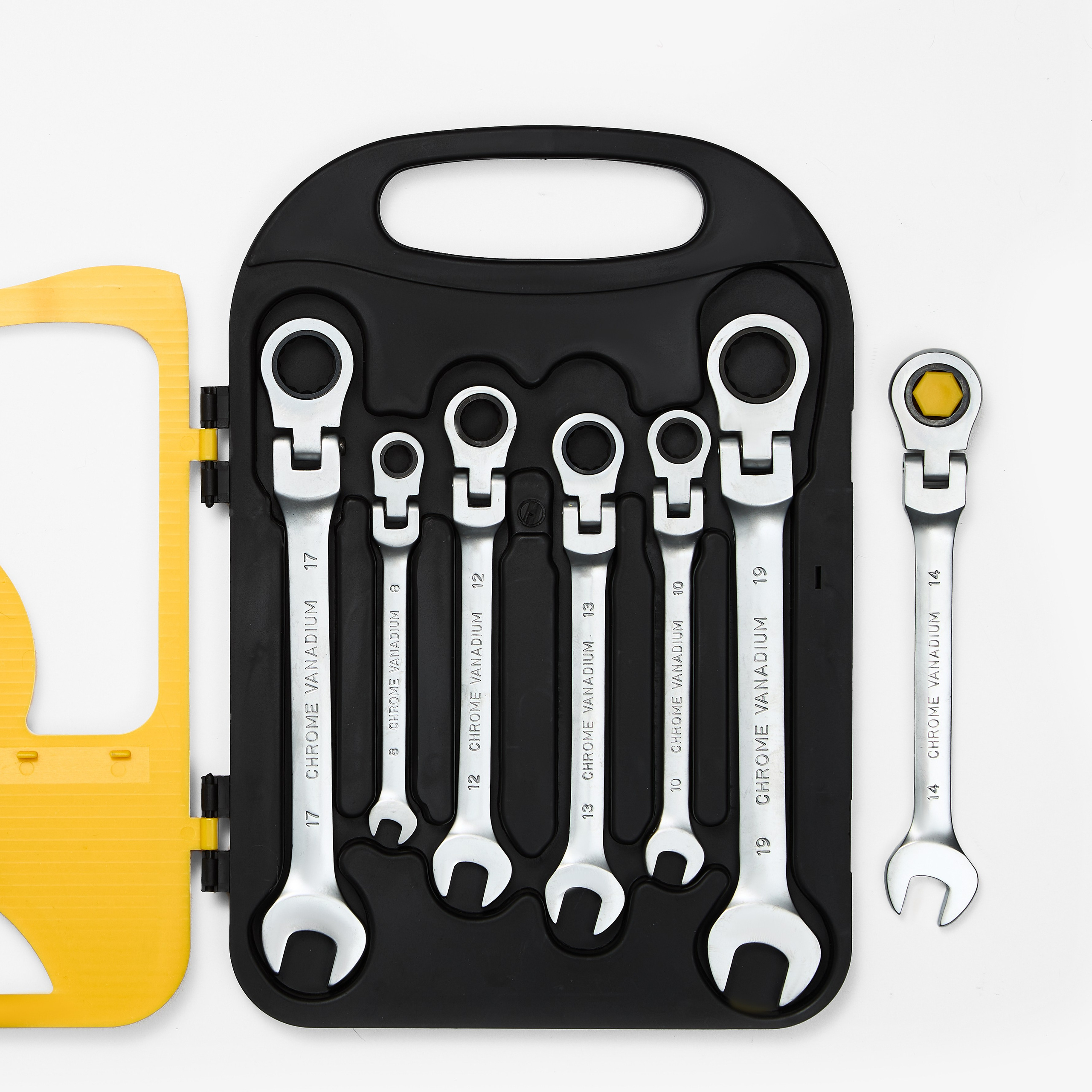 Инструменты и оборудование. Предметная фотосъемка в Алматы. Студия фото и видео съемки товаров