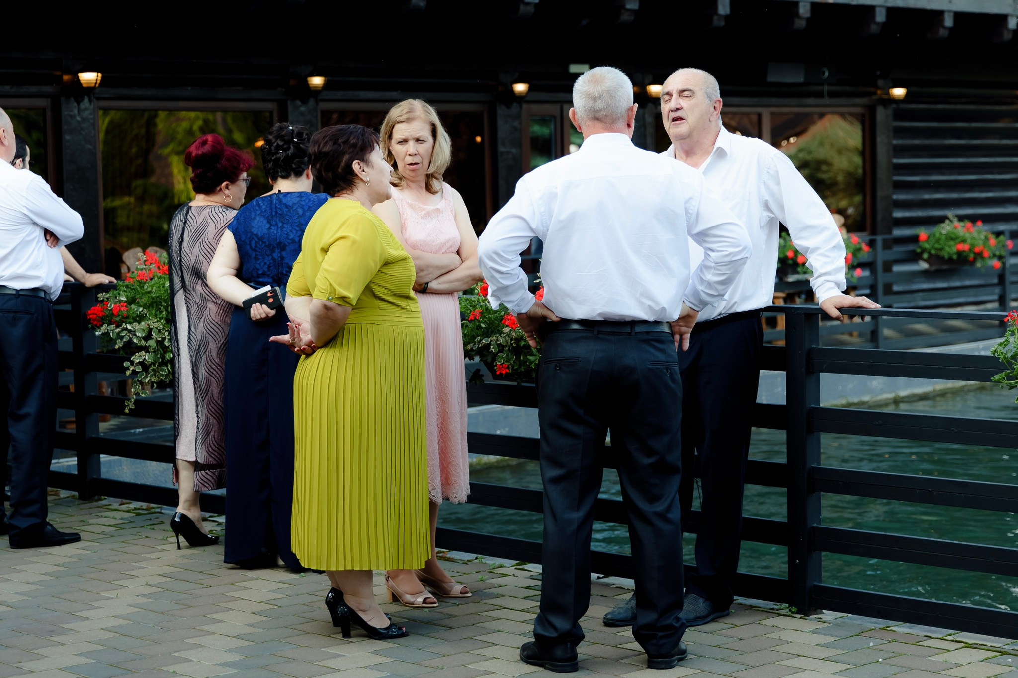 Ioana & Ionuț | Nuntă de poveste la Păstrăvăria Poiana din Mălini județul Suceava. Servicii foto-video profesionale, pentru momente de neuitat