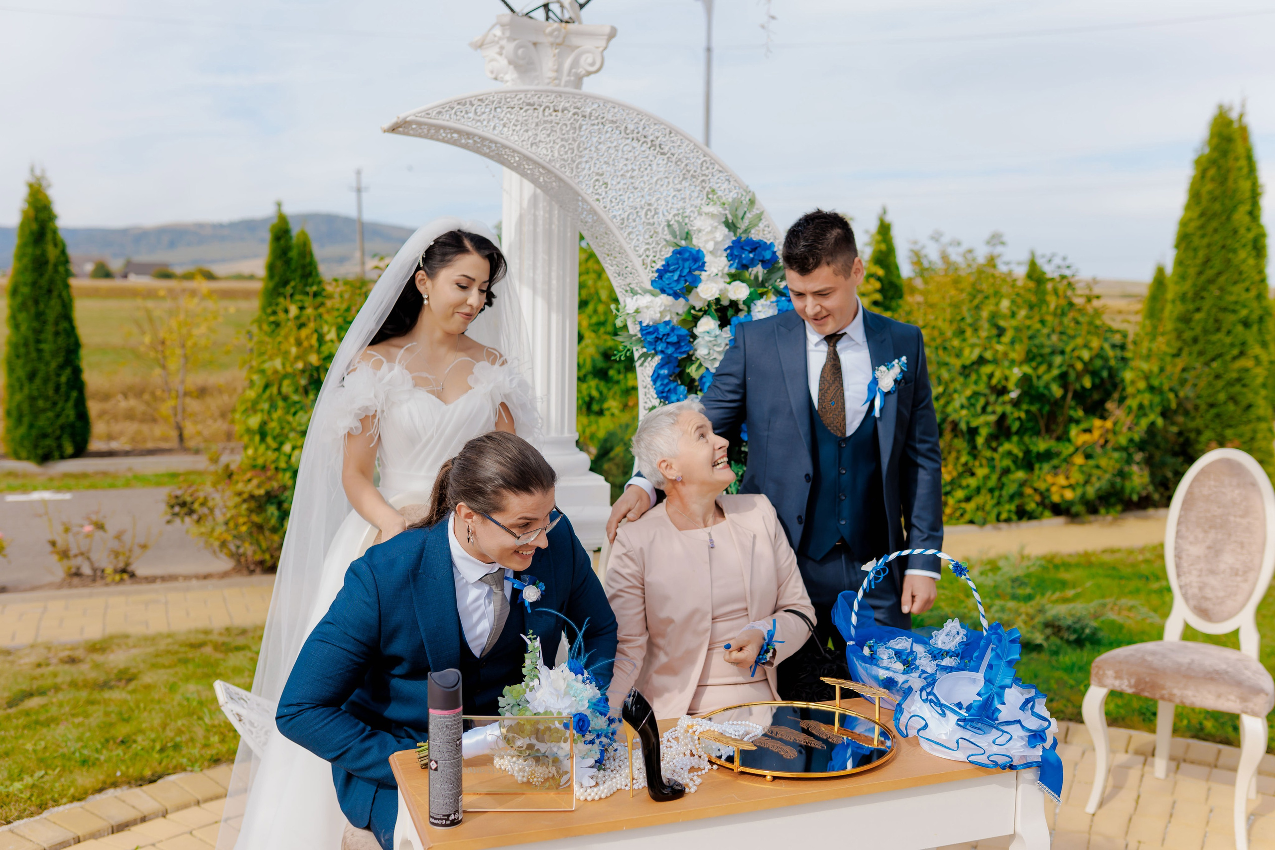 Loredana & Emilian – Ziua Nunții | Videografie - fotografie Botez Suceava, Iași, Botoșani. Servicii foto-video profesionale, pentru momente de neuitat