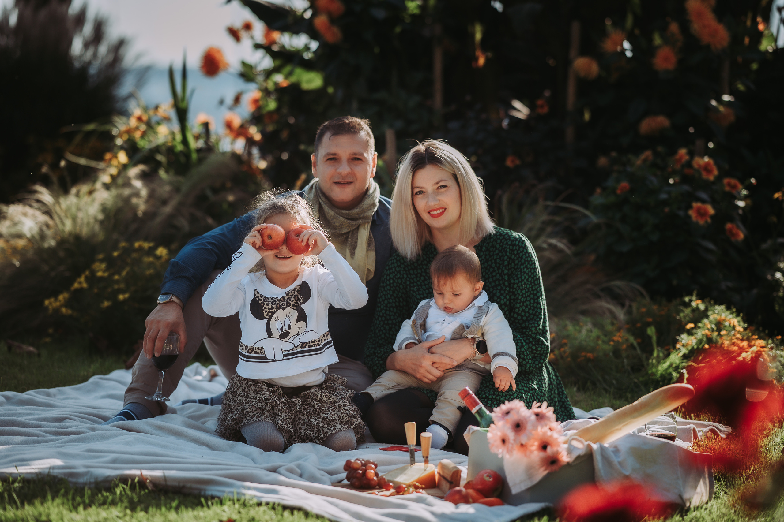 Familienshooting. Natürliche Familien und Hochzeitsfotografin in Konstanz am Bodensee