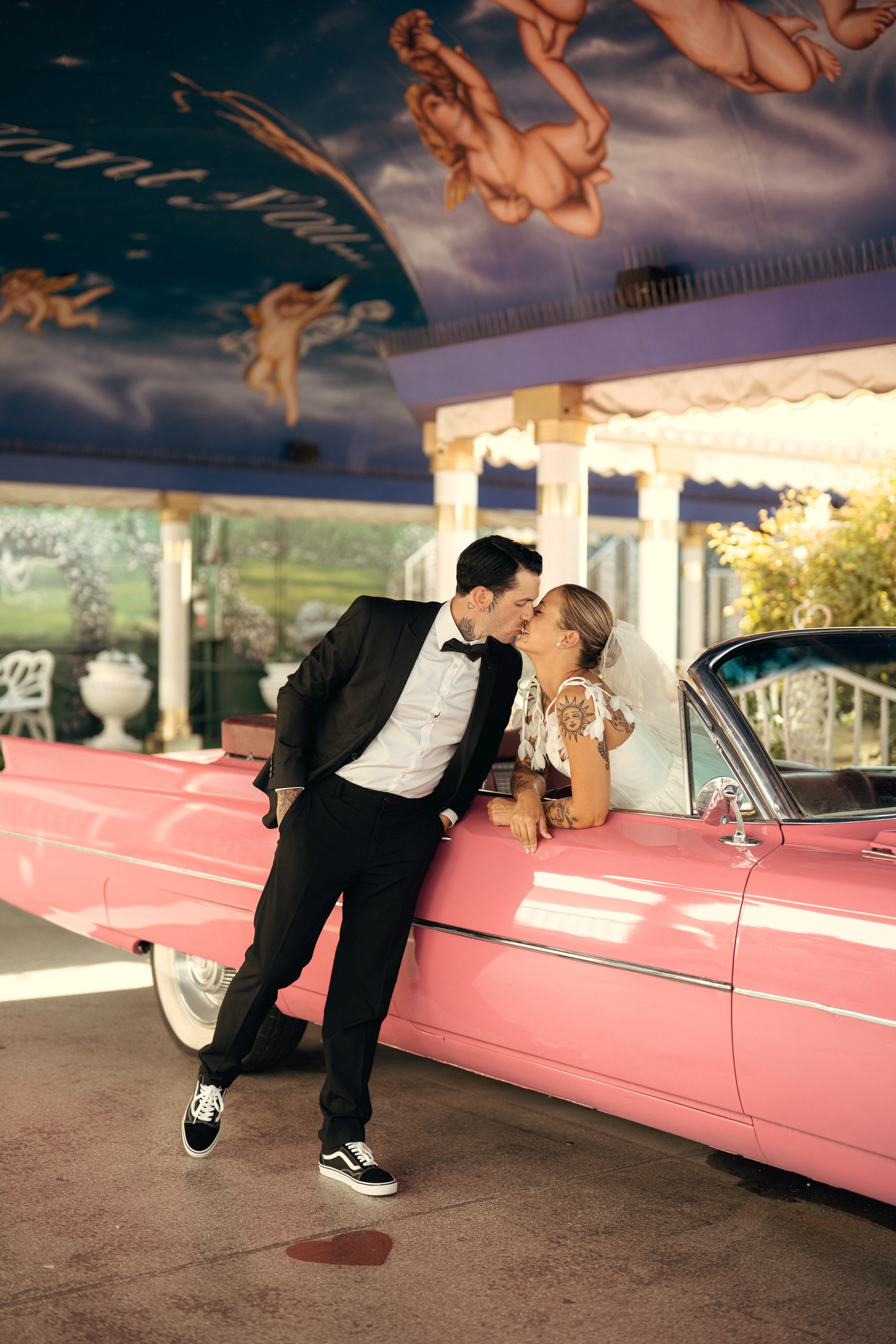 Klara&Marsel. Wedding & elopement photographer Viktoriya Kravtsov. Las Vegas