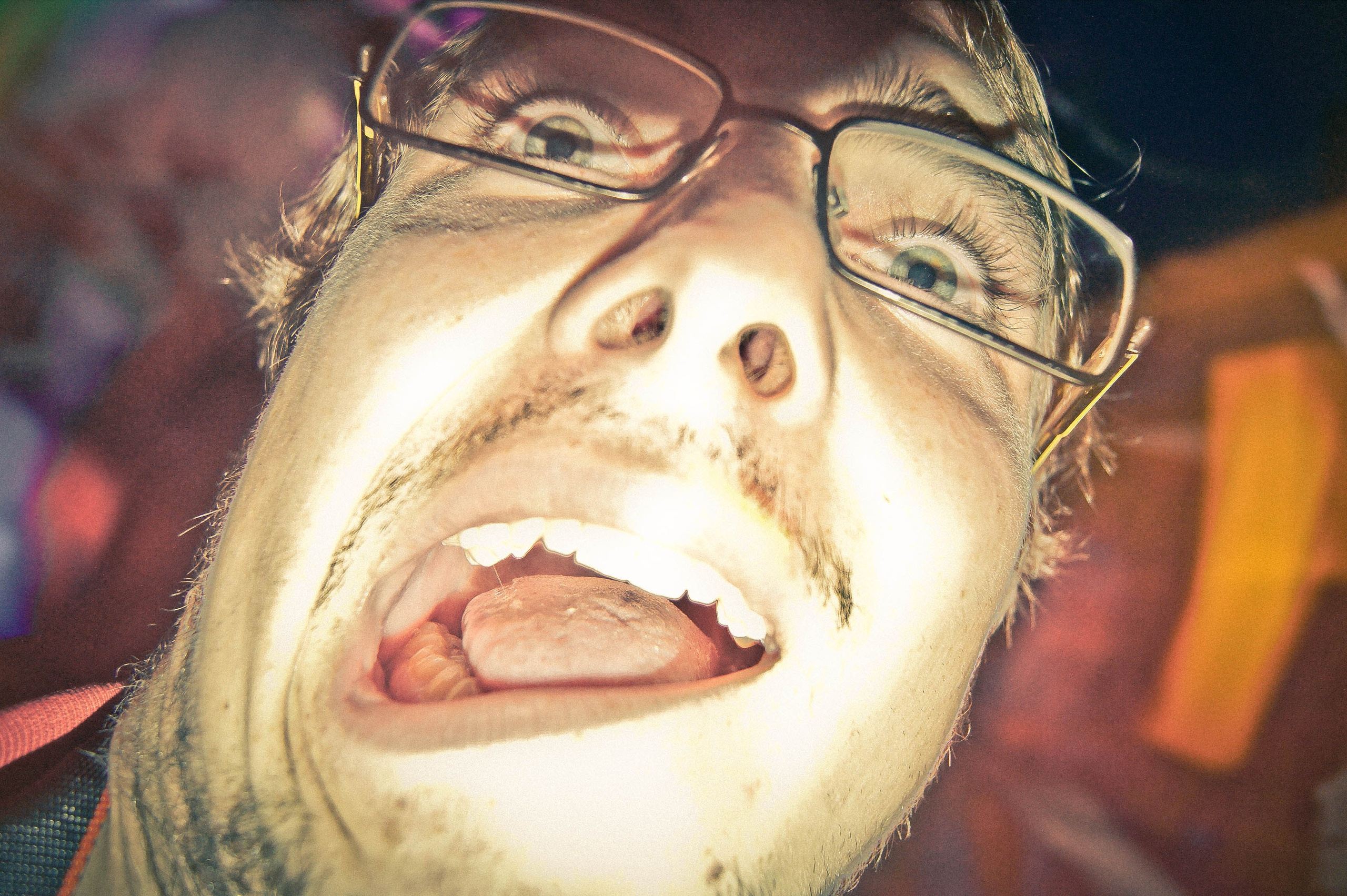 2011. Стрит-фотография, полная абсурда, идиотизма и красоты