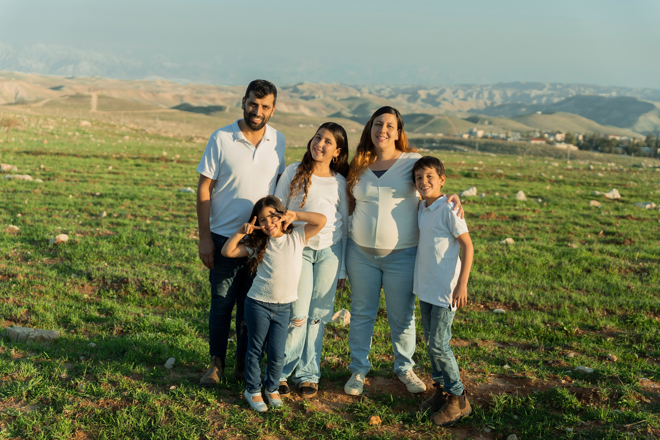 עדיאל ושולמית. יוסף מזרחי צילום חתונה, ברית וזוגיות. צלם מקצועי שאוהב להוציא אתכם הכי יפים ברגעים הכי מרגשים