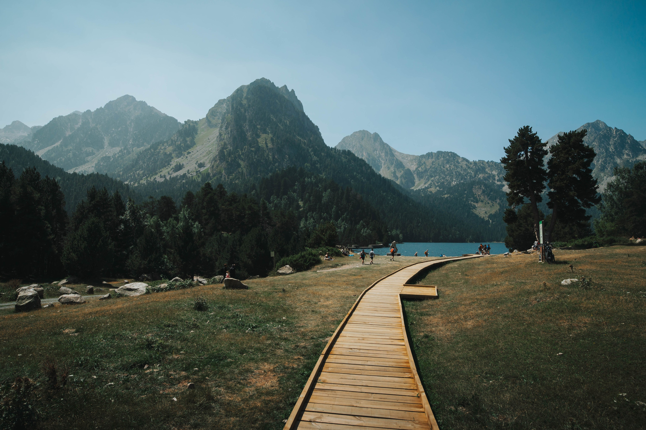 Parque Nacional de Aigüestortes y Estany de Sant Maurici. Alba del Norte Studio